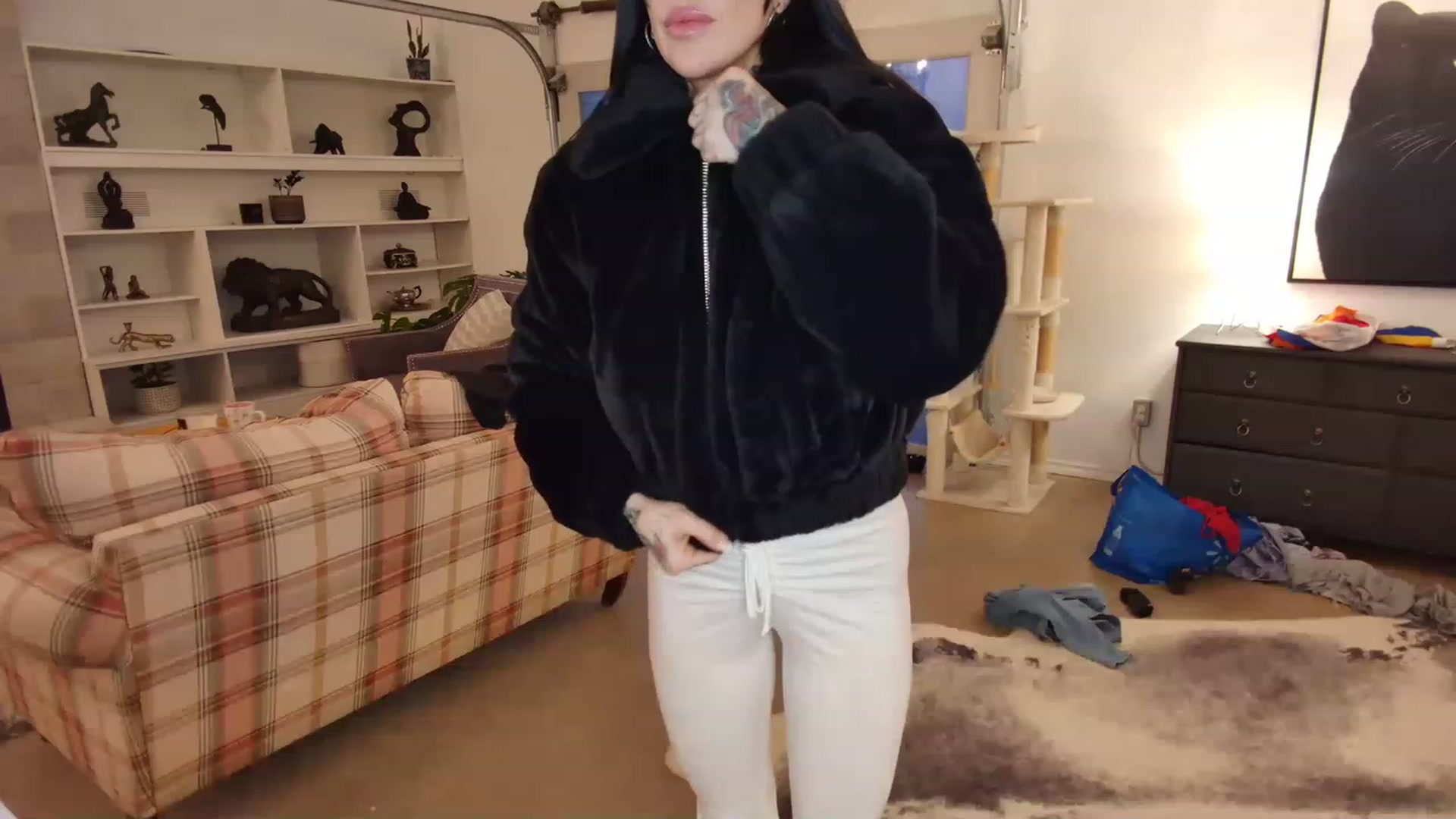 Gallery image thumbnail from OGGoldie's myfreecams stream on, 12/30/2022, 23:04 image 2 of 20