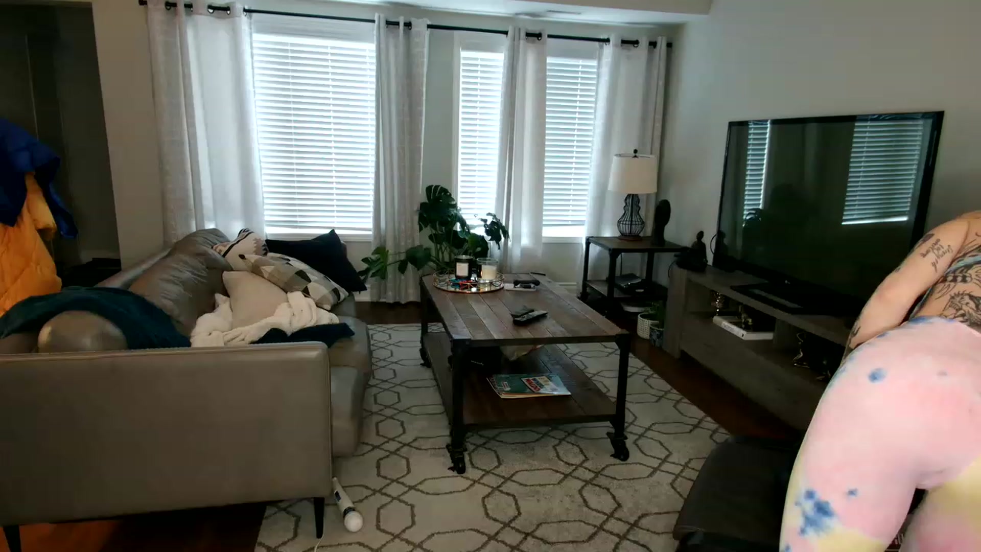 Gallery image thumbnail from OGGoldie's myfreecams stream on, 01/18/2023, 18:38 image 20 of 20