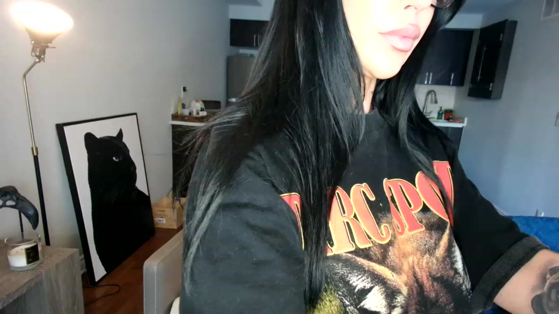 Gallery image thumbnail from OGGoldie's myfreecams stream on, 03/15/2023, 17:12 image 17 of 20