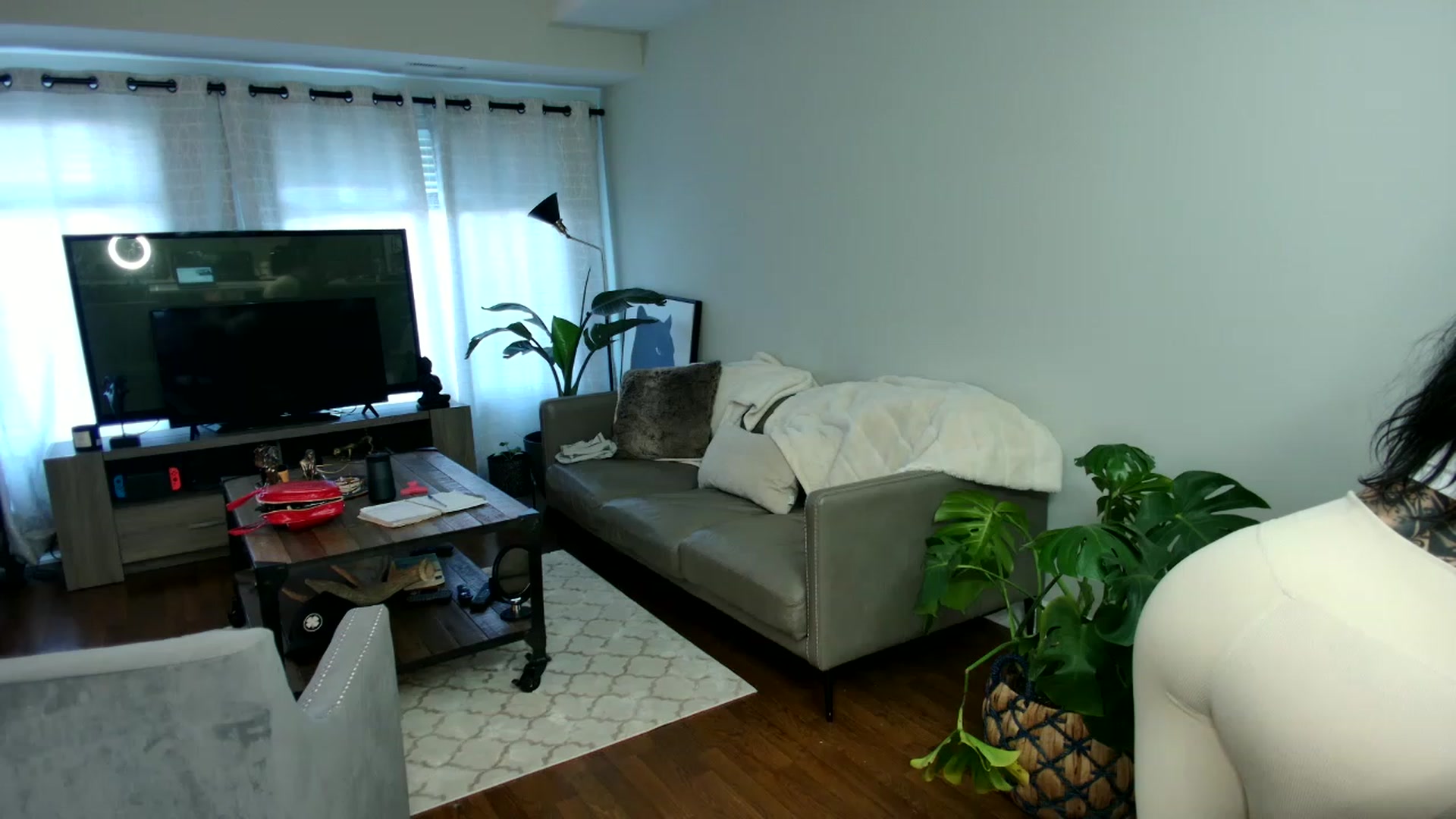 Gallery image thumbnail from OGGoldie's myfreecams stream on, 04/12/2023, 14:25 image 15 of 20