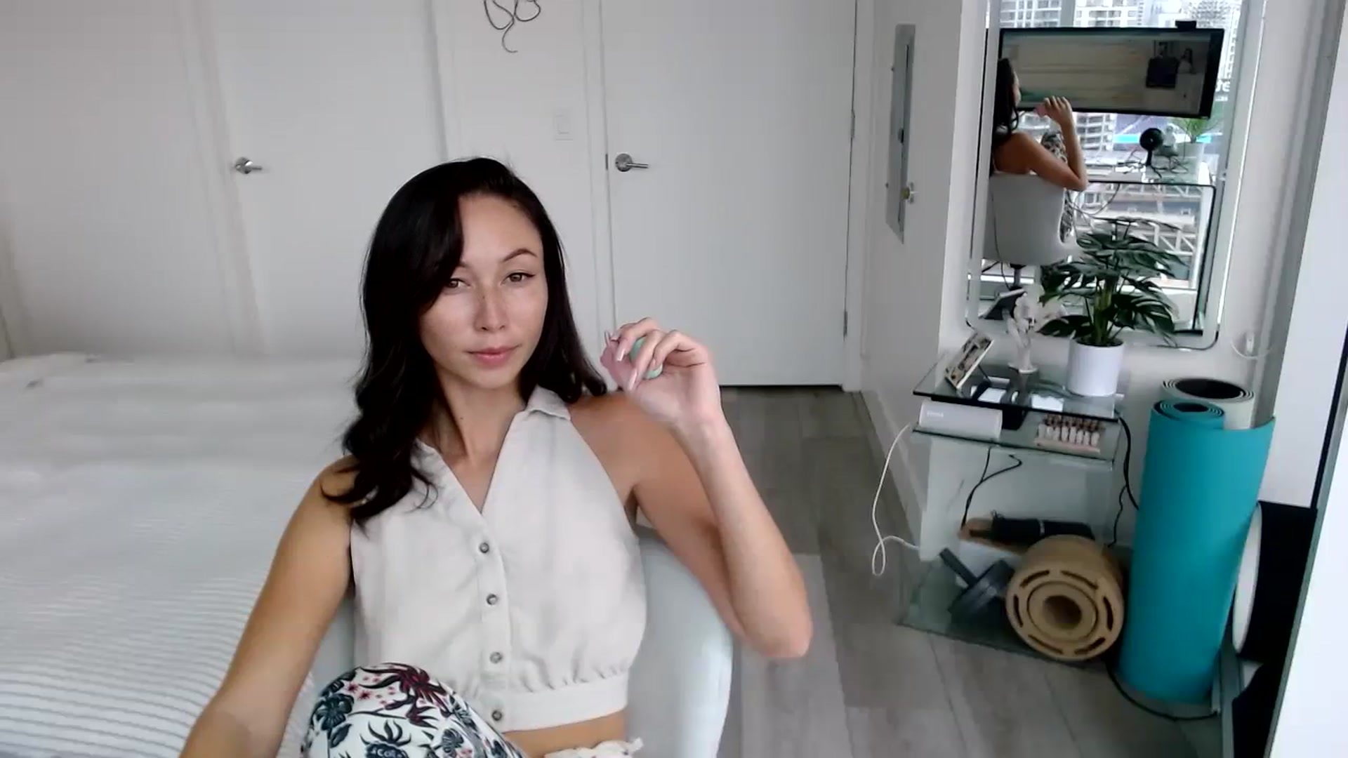 Gallery image thumbnail from OG_Minnie's myfreecams stream on, 08/11/2023, 21:02 image 7 of 20