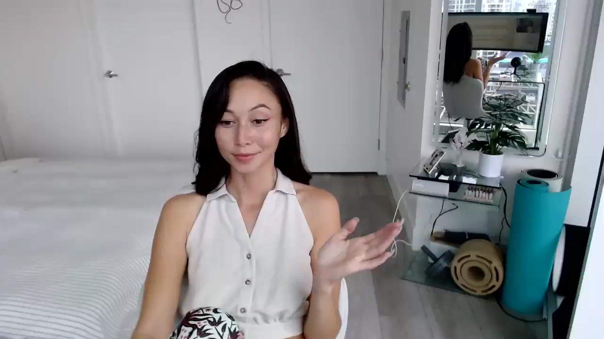 Gallery image thumbnail from OG_Minnie's myfreecams stream on, 08/11/2023, 21:02 image 15 of 20