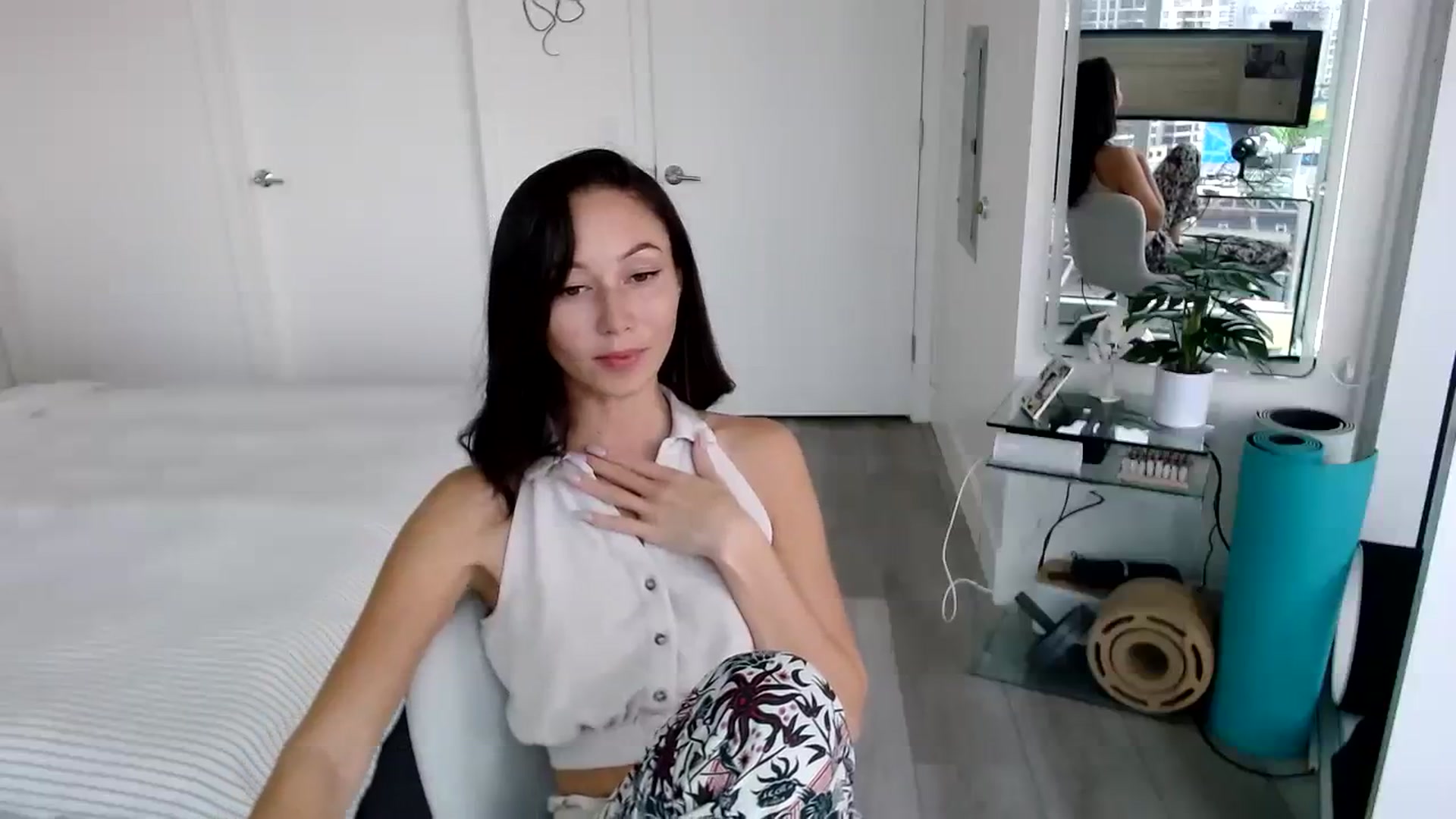 Gallery image thumbnail from OG_Minnie's myfreecams stream on, 08/11/2023, 21:02 image 19 of 20