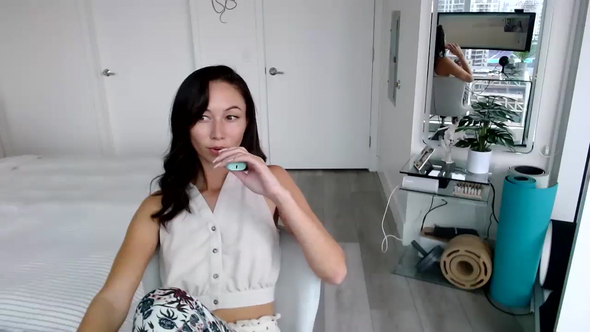 Gallery image thumbnail from OG_Minnie's myfreecams stream on, 08/11/2023, 21:02 image 6 of 20