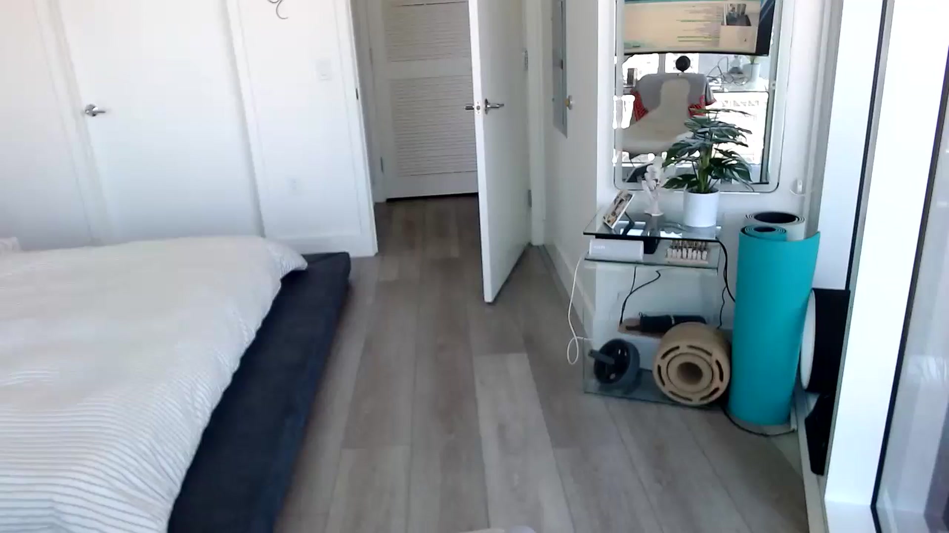 Gallery image thumbnail from OG_Minnie's myfreecams stream on, 08/15/2023, 21:52 image 2 of 20