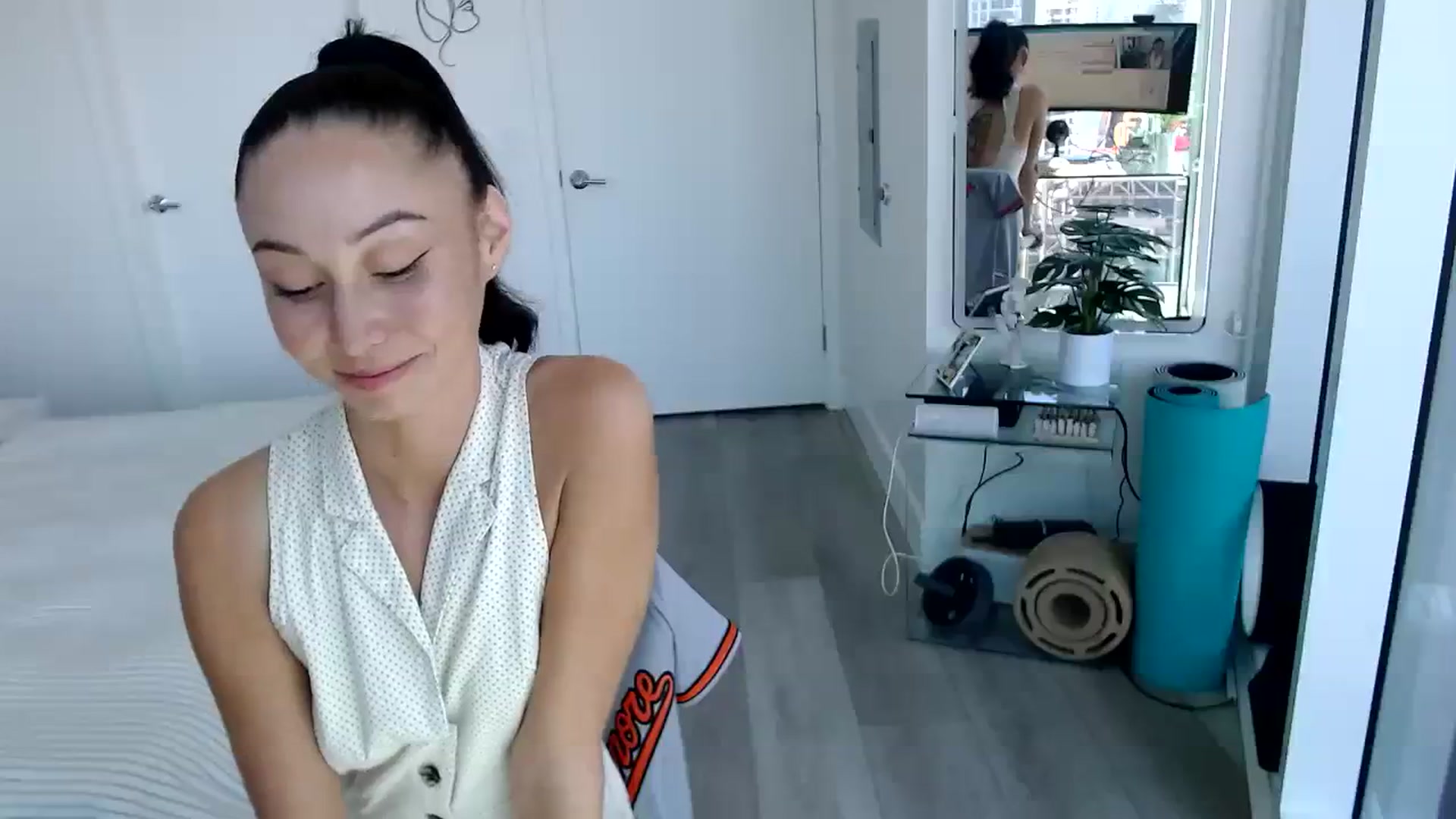 Gallery image thumbnail from OG_Minnie's myfreecams stream on, 08/15/2023, 21:52 image 15 of 20