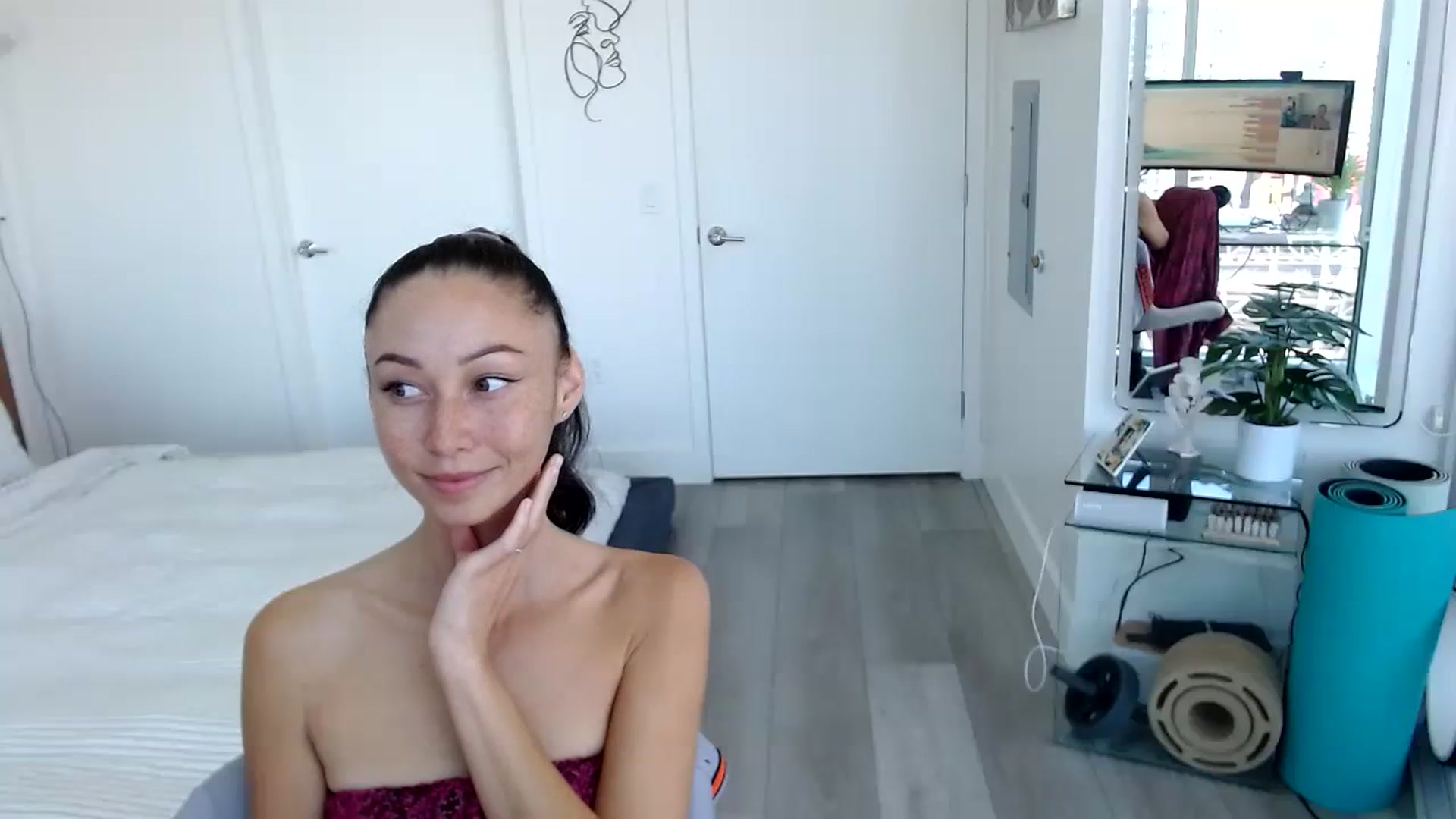 Gallery image thumbnail from OG_Minnie's myfreecams stream on, 08/16/2023, 20:50 image 6 of 20