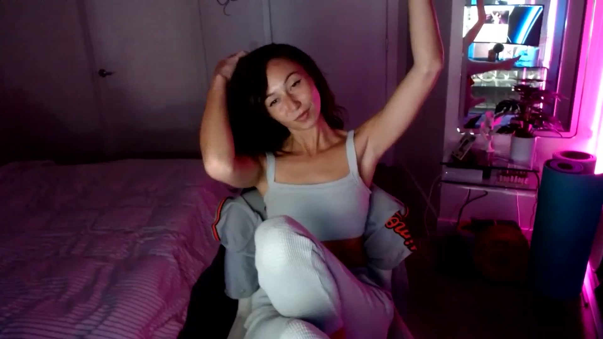 Gallery image thumbnail from OG_Minnie's myfreecams stream on, 08/17/2023, 04:49 image 8 of 20