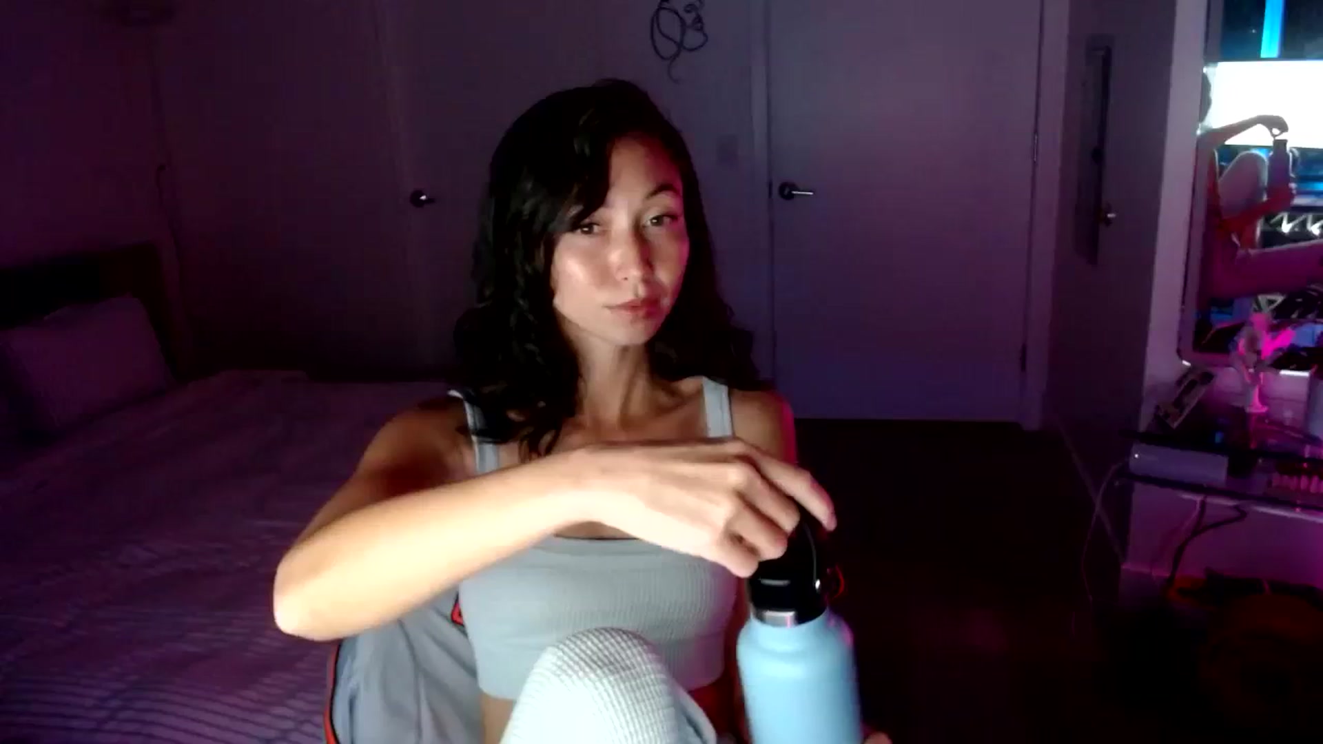 Gallery image thumbnail from OG_Minnie's myfreecams stream on, 08/17/2023, 04:49 image 18 of 20