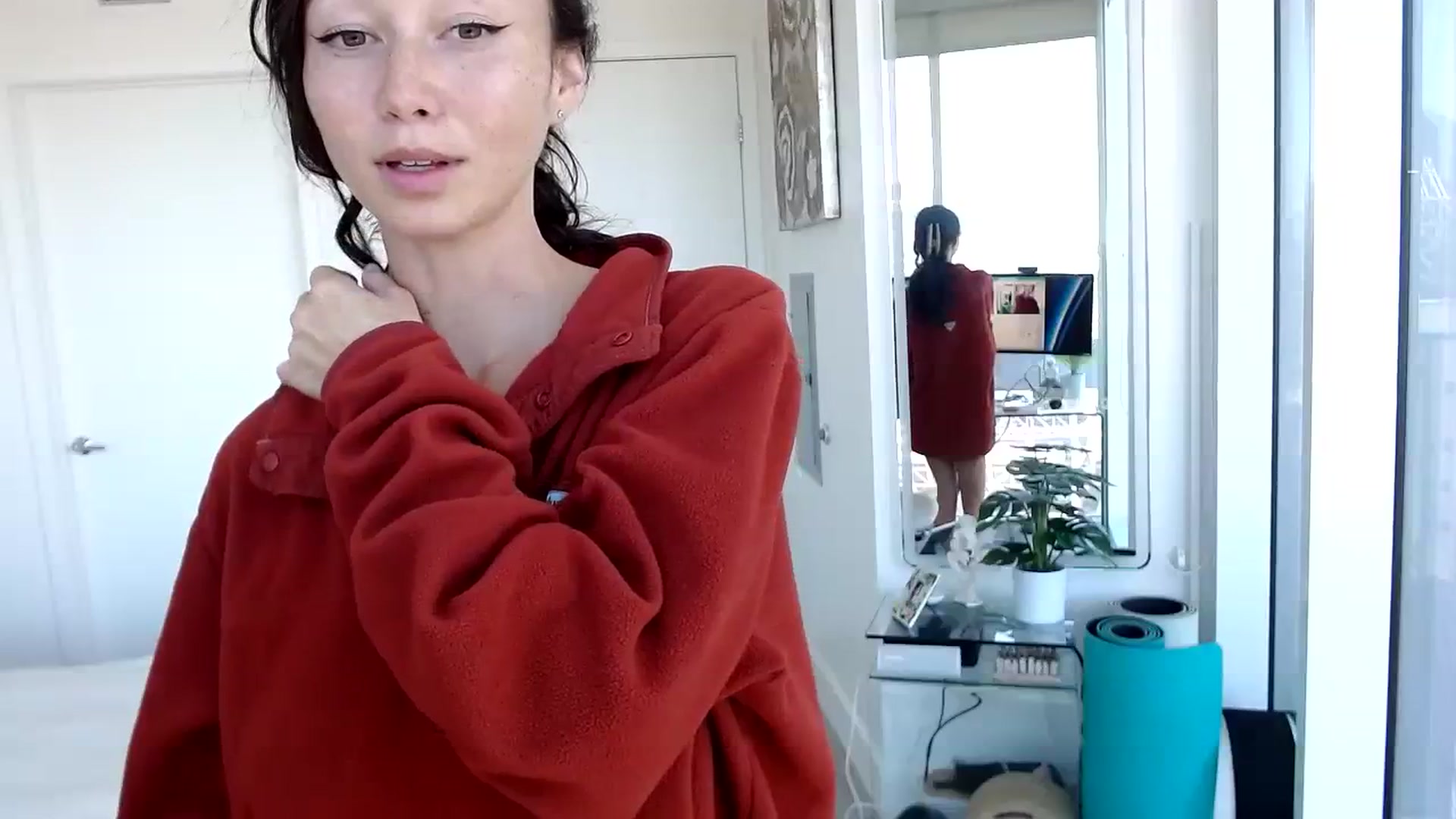 Gallery image thumbnail from OG_Minnie's myfreecams stream on, 08/17/2023, 20:19 image 15 of 20