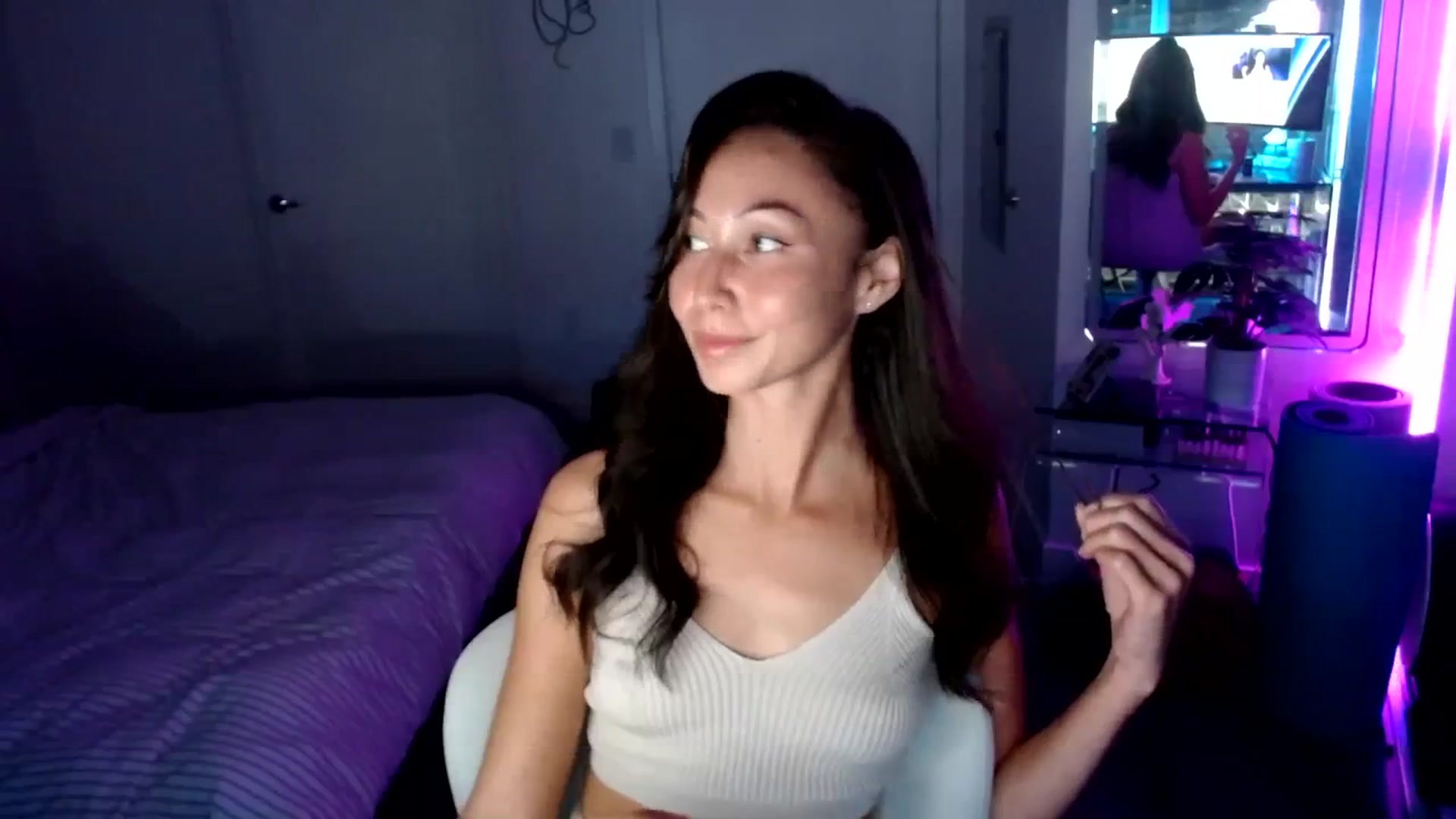 Gallery image thumbnail from OG_Minnie's myfreecams stream on, 08/22/2023, 05:12 image 4 of 20
