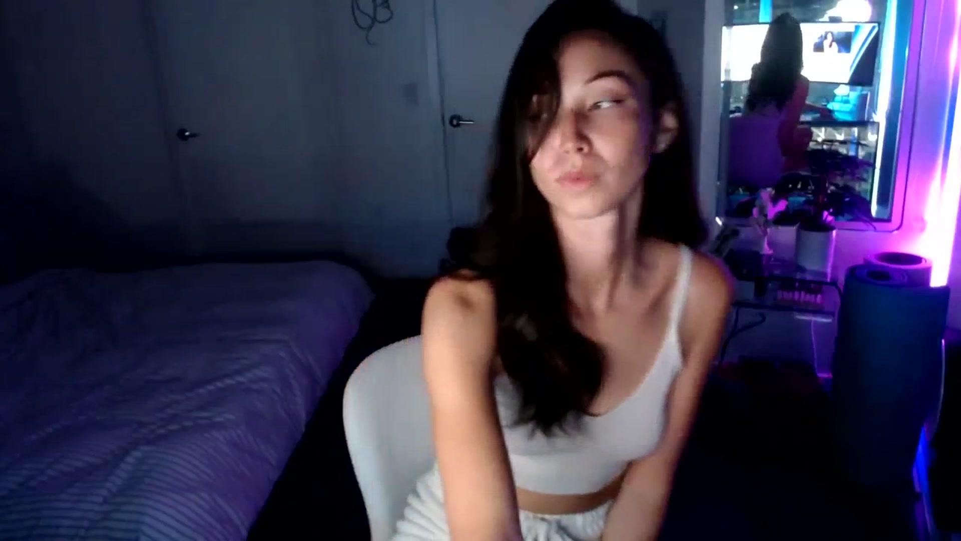 Gallery image thumbnail from OG_Minnie's myfreecams stream on, 08/22/2023, 05:12 image 10 of 20