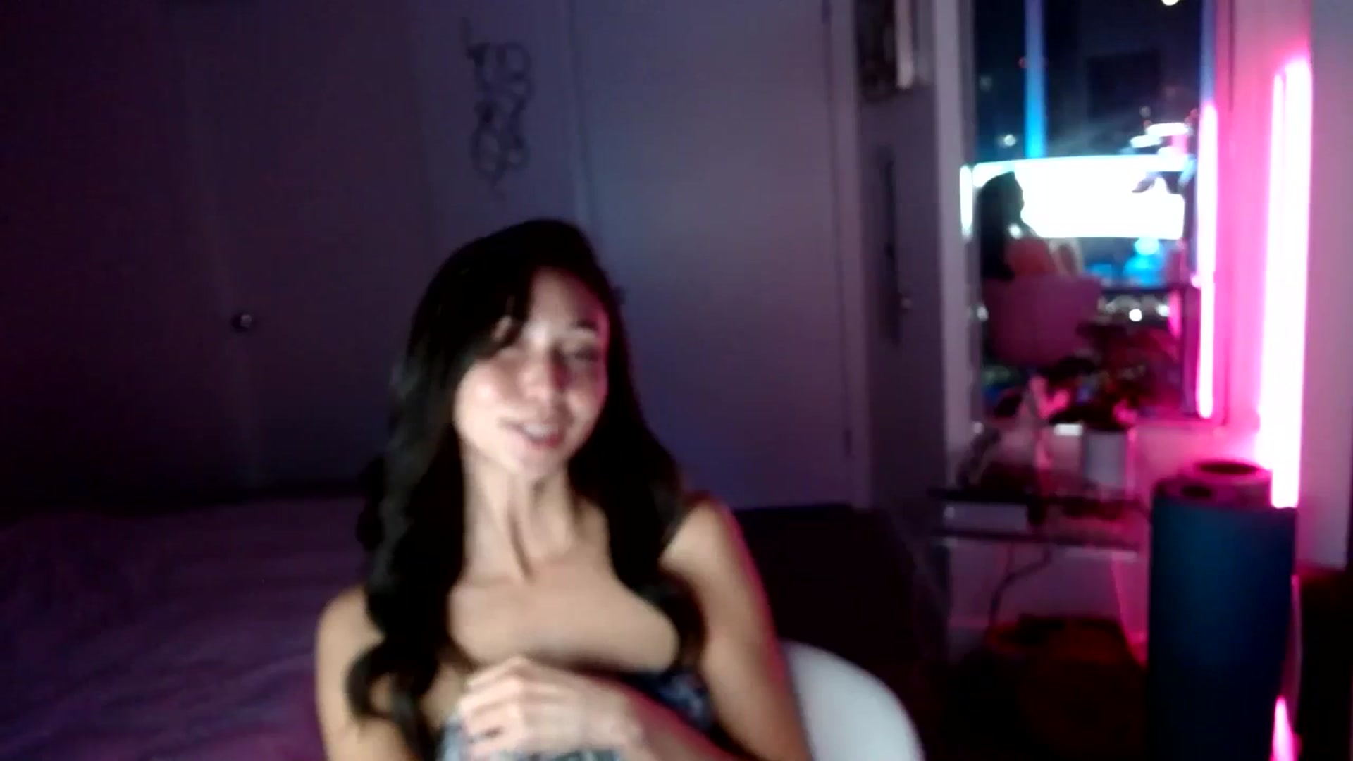 Gallery image thumbnail from OG_Minnie's myfreecams stream on, 08/22/2023, 06:44 image 9 of 20
