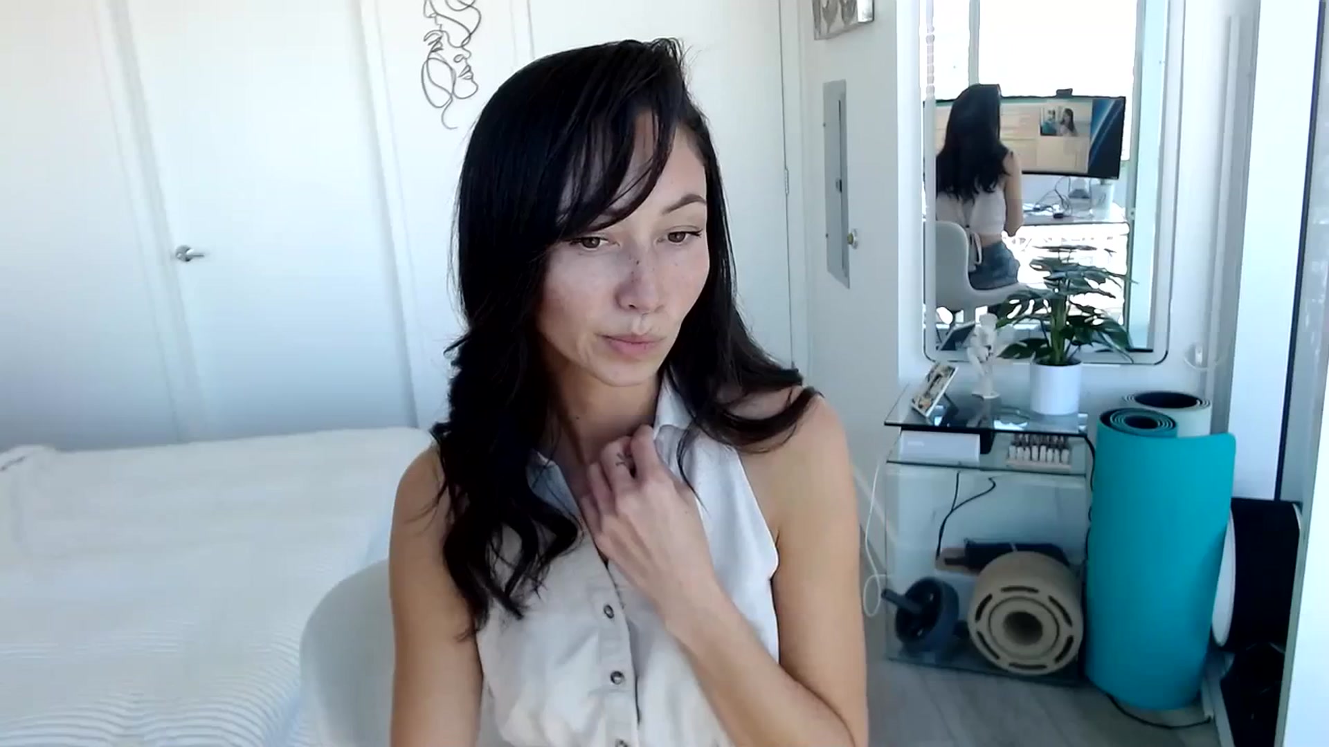 Gallery image thumbnail from OG_Minnie's myfreecams stream on, 08/22/2023, 20:23 image 2 of 20
