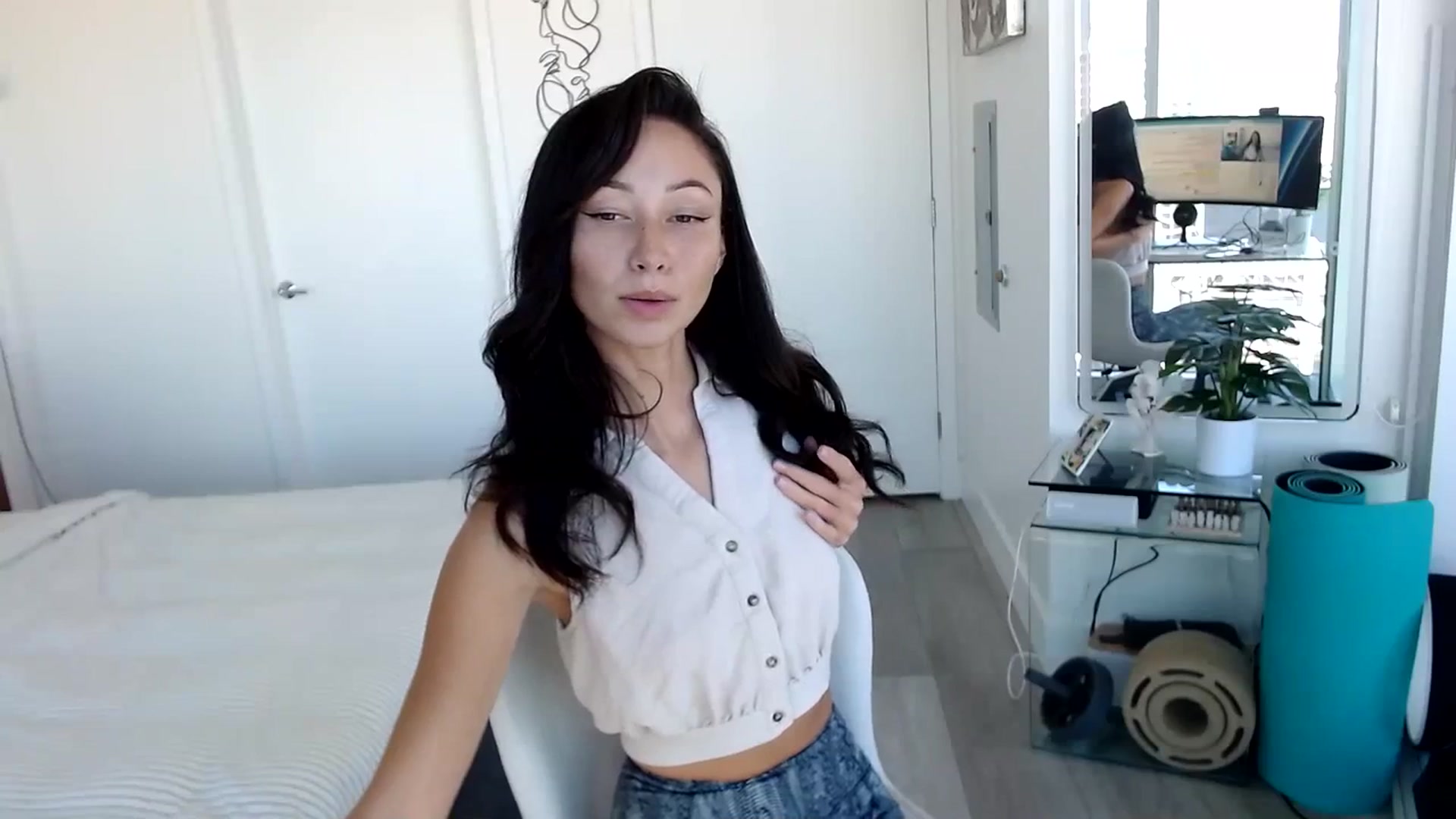 Gallery image thumbnail from OG_Minnie's myfreecams stream on, 08/22/2023, 20:23 image 4 of 20