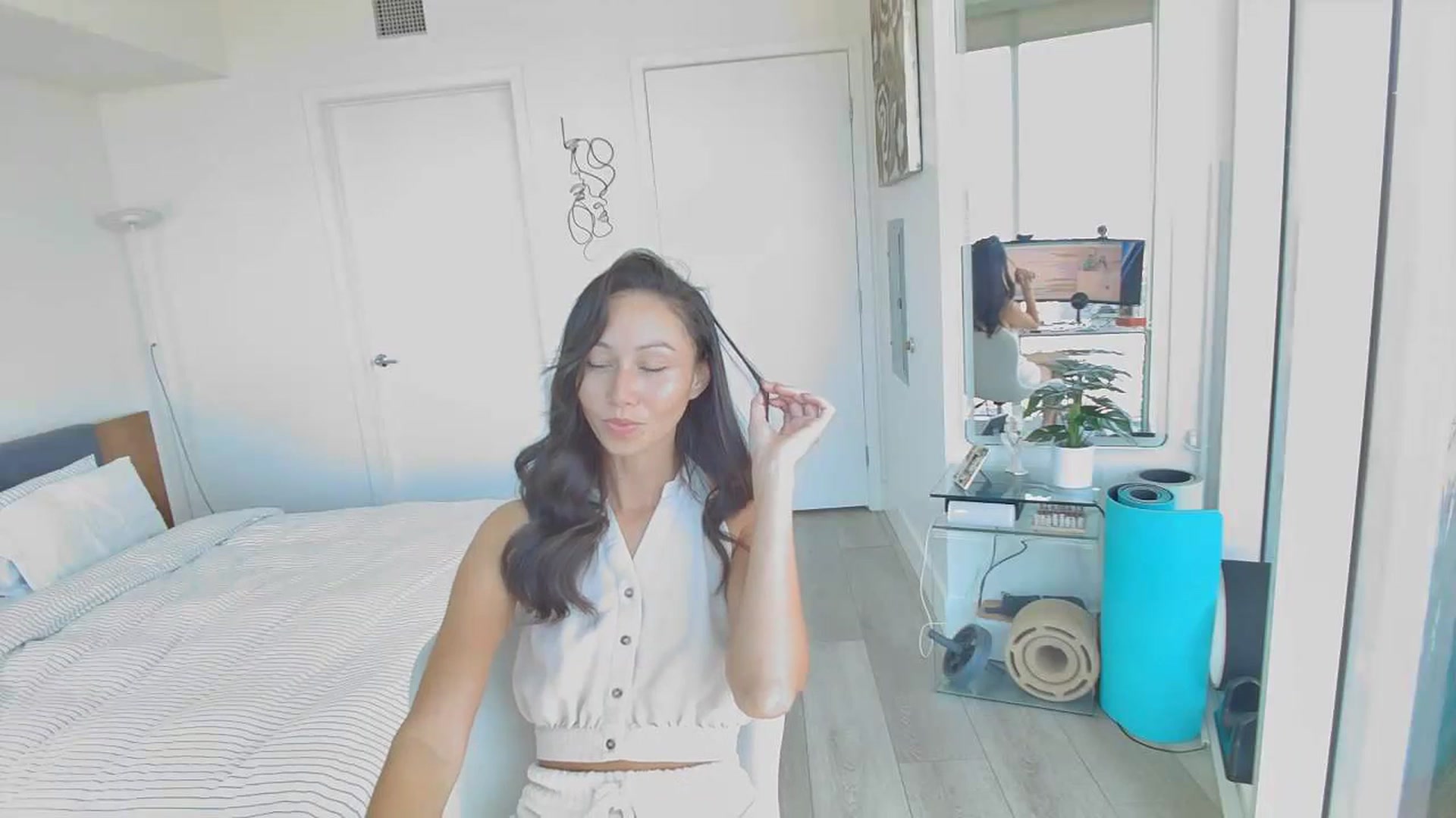 Gallery image thumbnail from OG_Minnie's myfreecams stream on, 09/01/2023, 19:19 image 18 of 20