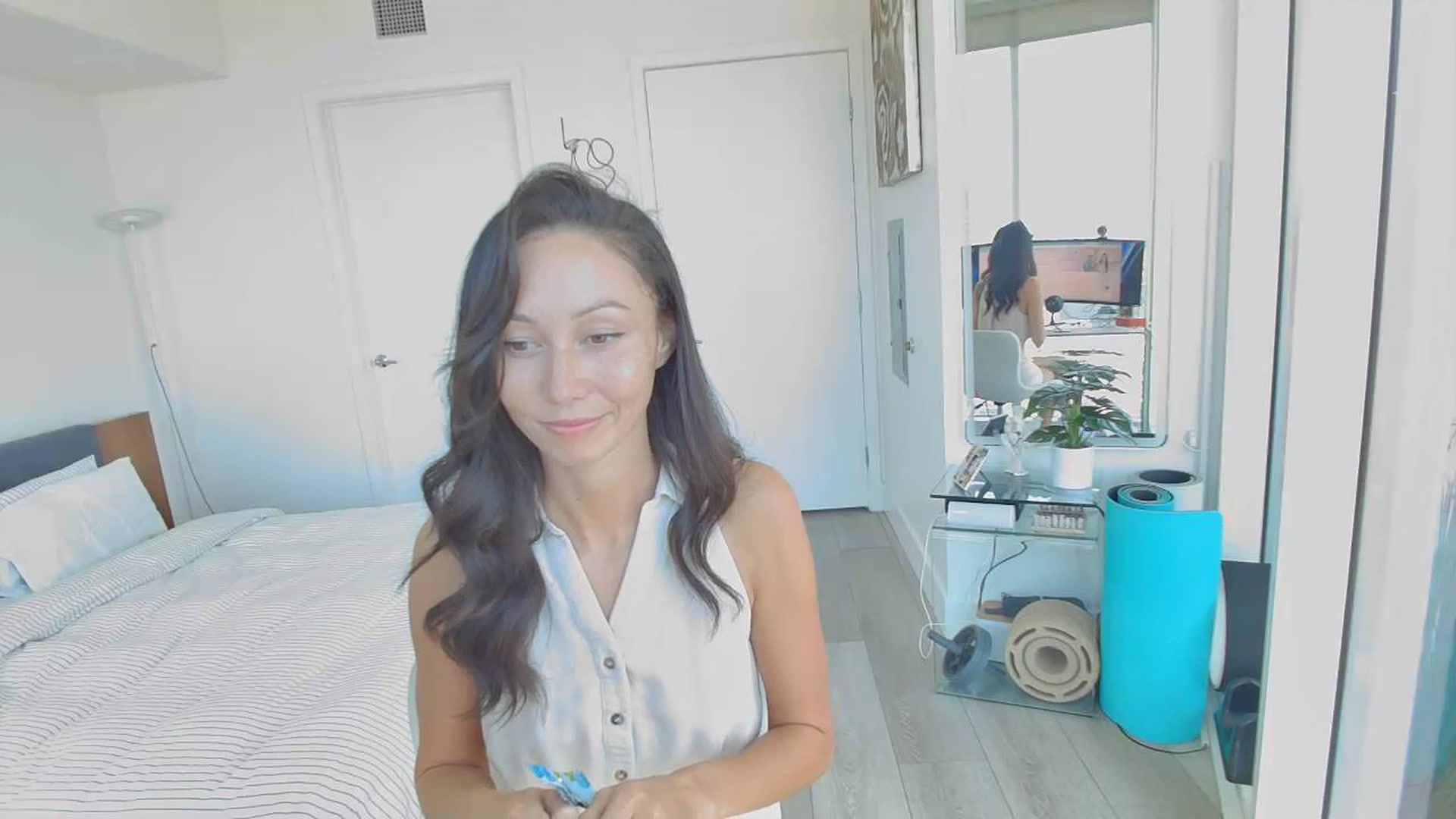 Gallery image thumbnail from OG_Minnie's myfreecams stream on, 09/01/2023, 19:19 image 15 of 20