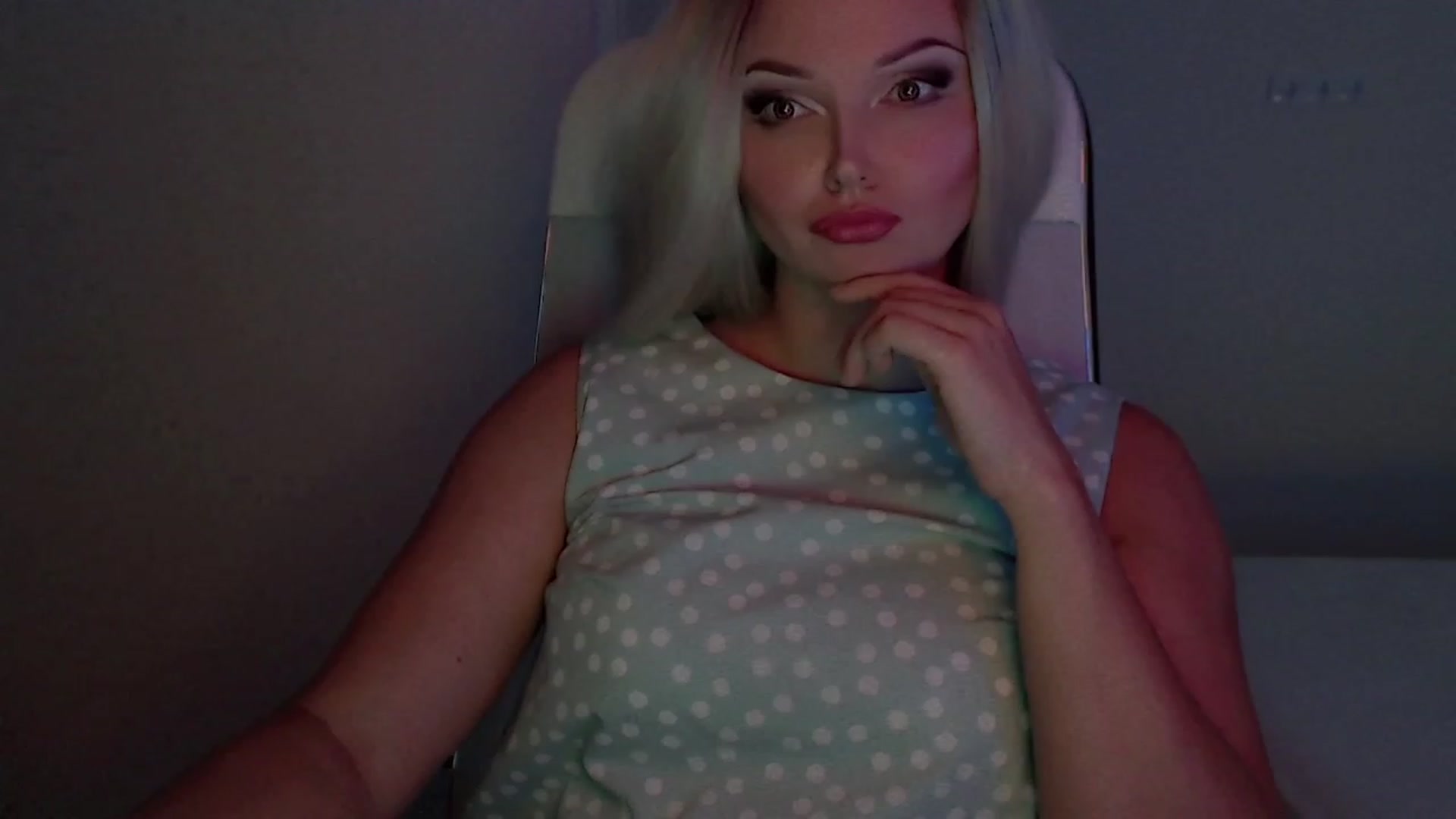 Gallery image thumbnail from OH_MY_LOVER's myfreecams stream on, 07/27/2023, 12:31 image 8 of 20