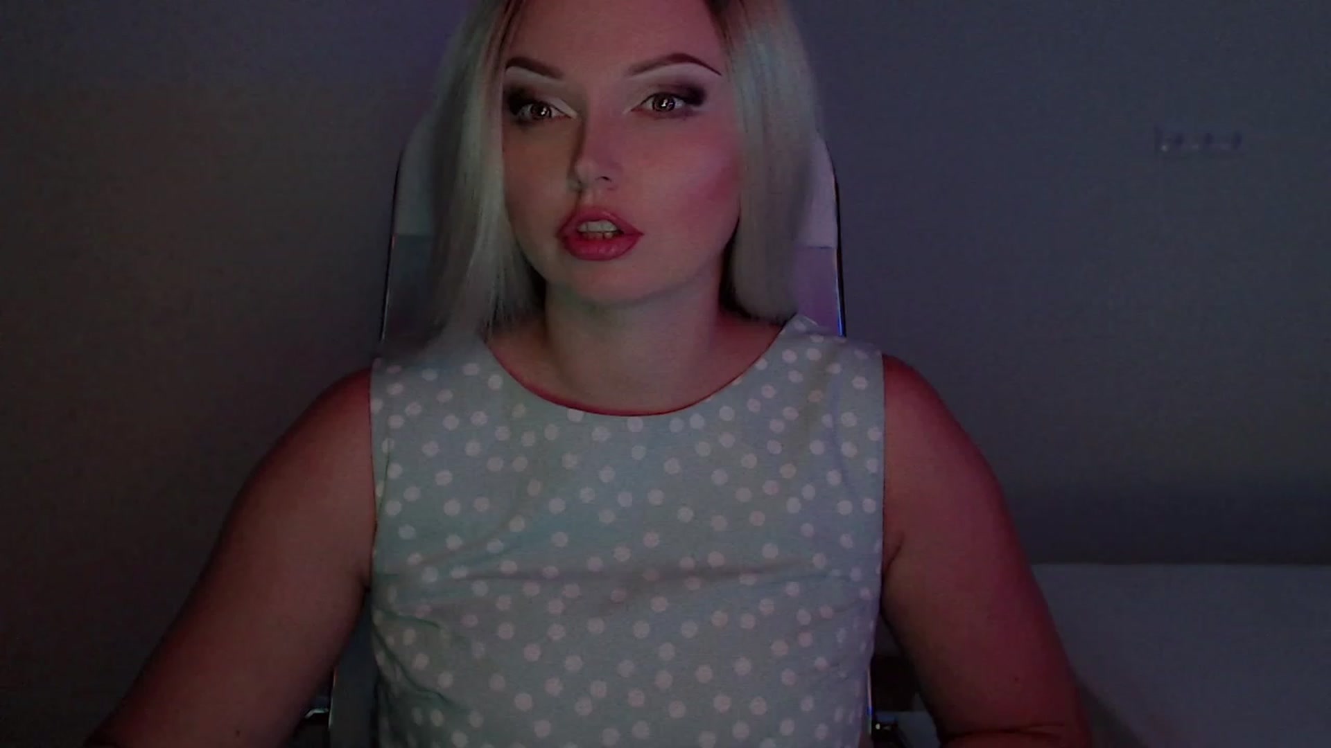 Gallery image thumbnail from OH_MY_LOVER's myfreecams stream on, 07/27/2023, 12:31 image 19 of 20