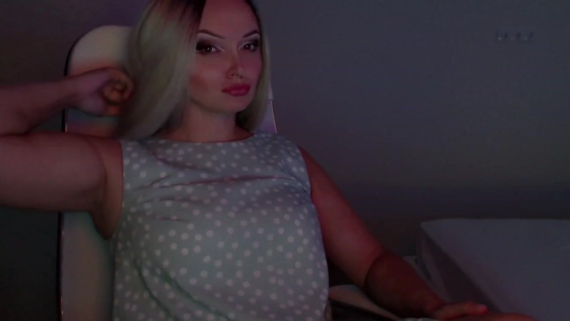 Gallery image thumbnail from OH_MY_LOVER's myfreecams stream on, 07/27/2023, 12:31 image 5 of 20