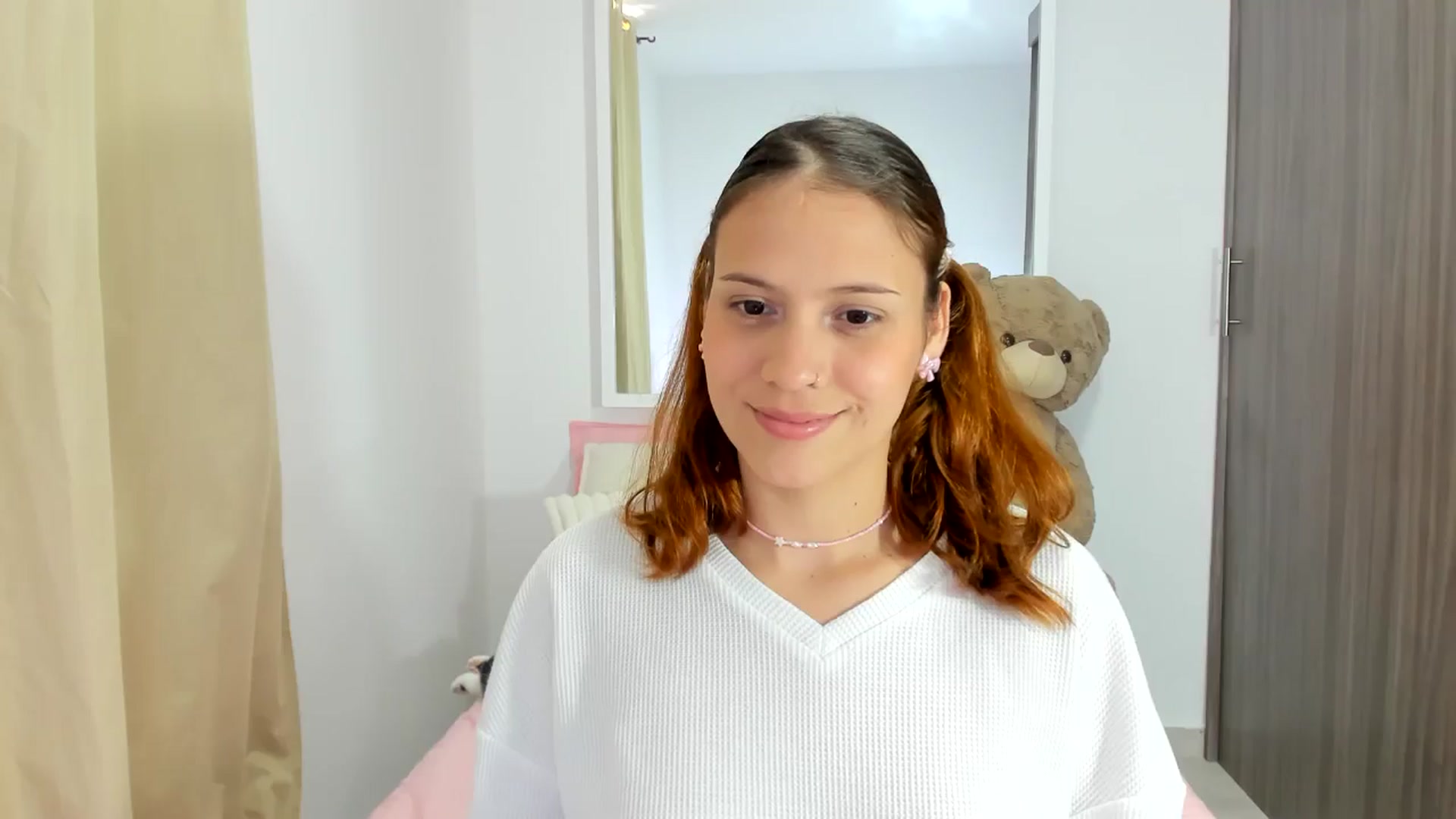 Gallery image thumbnail from OLIVE_'s myfreecams stream on, 03/10/2026, 17:55 image 18 of 20