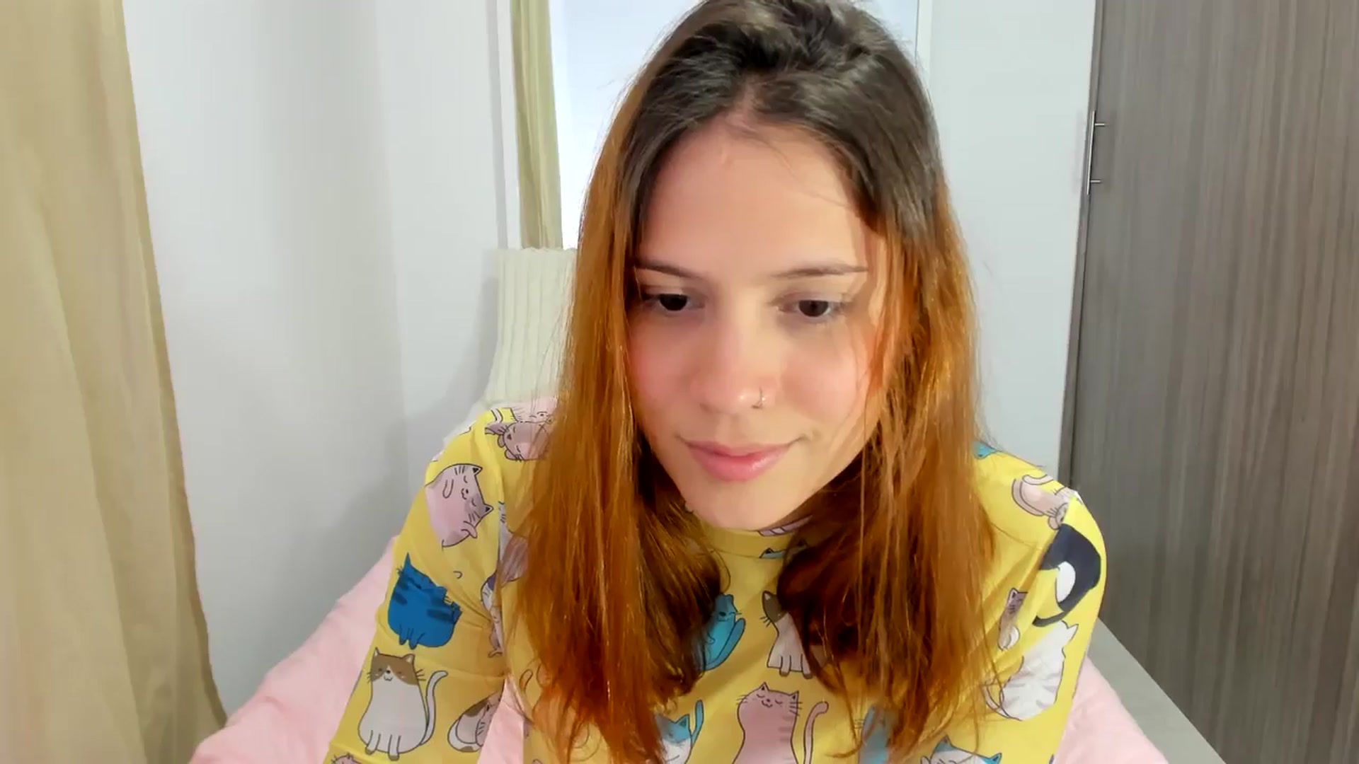 Gallery image thumbnail from OLIVE_'s myfreecams stream on, 03/11/2026, 18:31 image 20 of 20