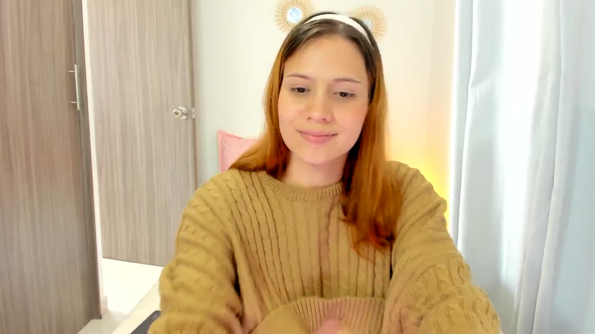 Gallery image thumbnail from OLIVE_'s myfreecams stream on, 03/16/2026, 18:38 image 6 of 20