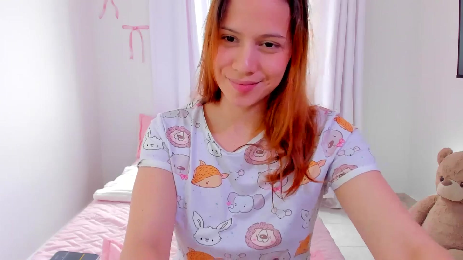 Gallery image thumbnail from OLIVE_'s myfreecams stream on, 04/08/2026, 16:57 image 19 of 20