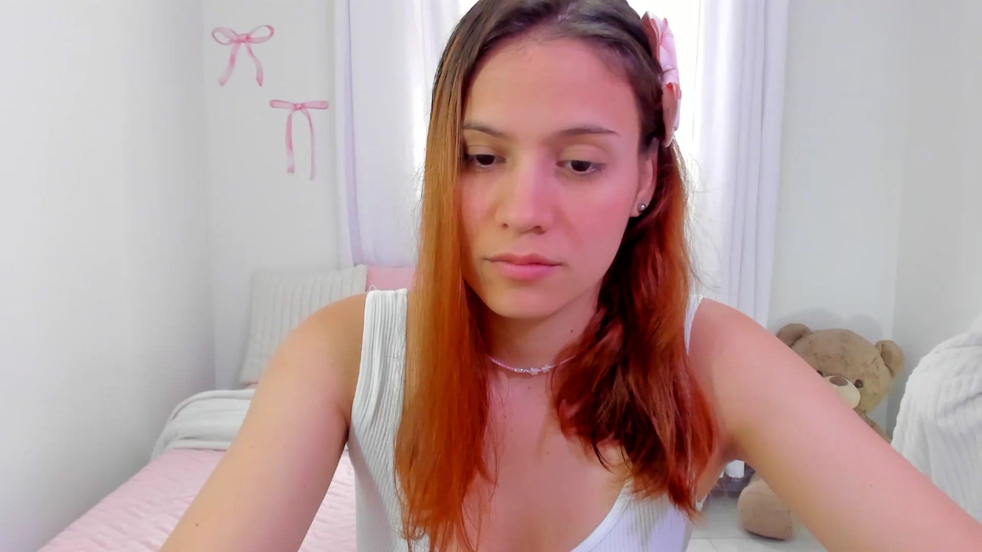 Gallery image thumbnail from OLIVE_'s myfreecams stream on, 04/09/2026, 15:25 image 17 of 20