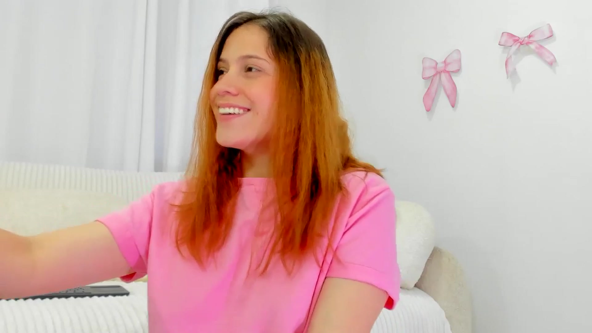 Gallery image thumbnail from OLIVE_'s myfreecams stream on, 04/17/2026, 16:59 image 7 of 20