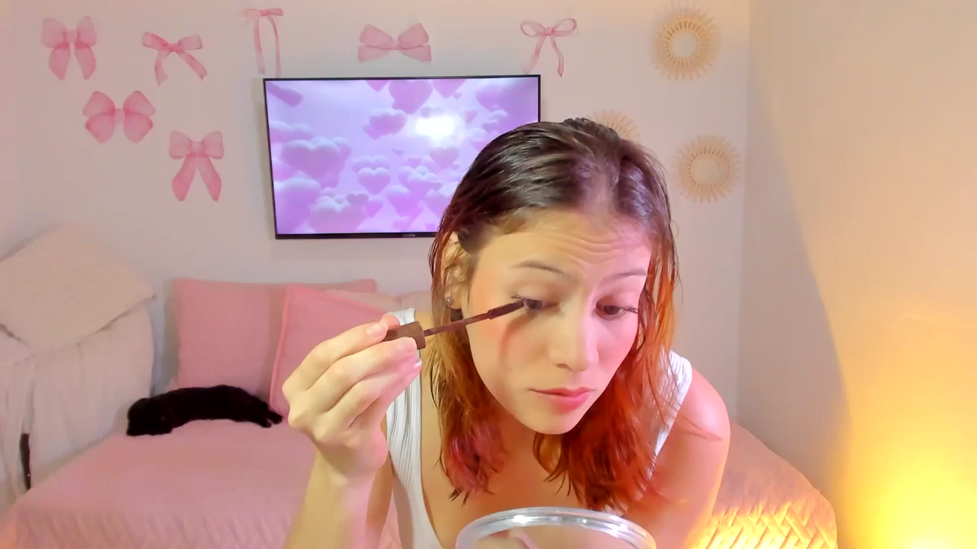 Gallery image thumbnail from OLIVE_'s myfreecams stream on, 05/06/2026, 17:42 image 1 of 20