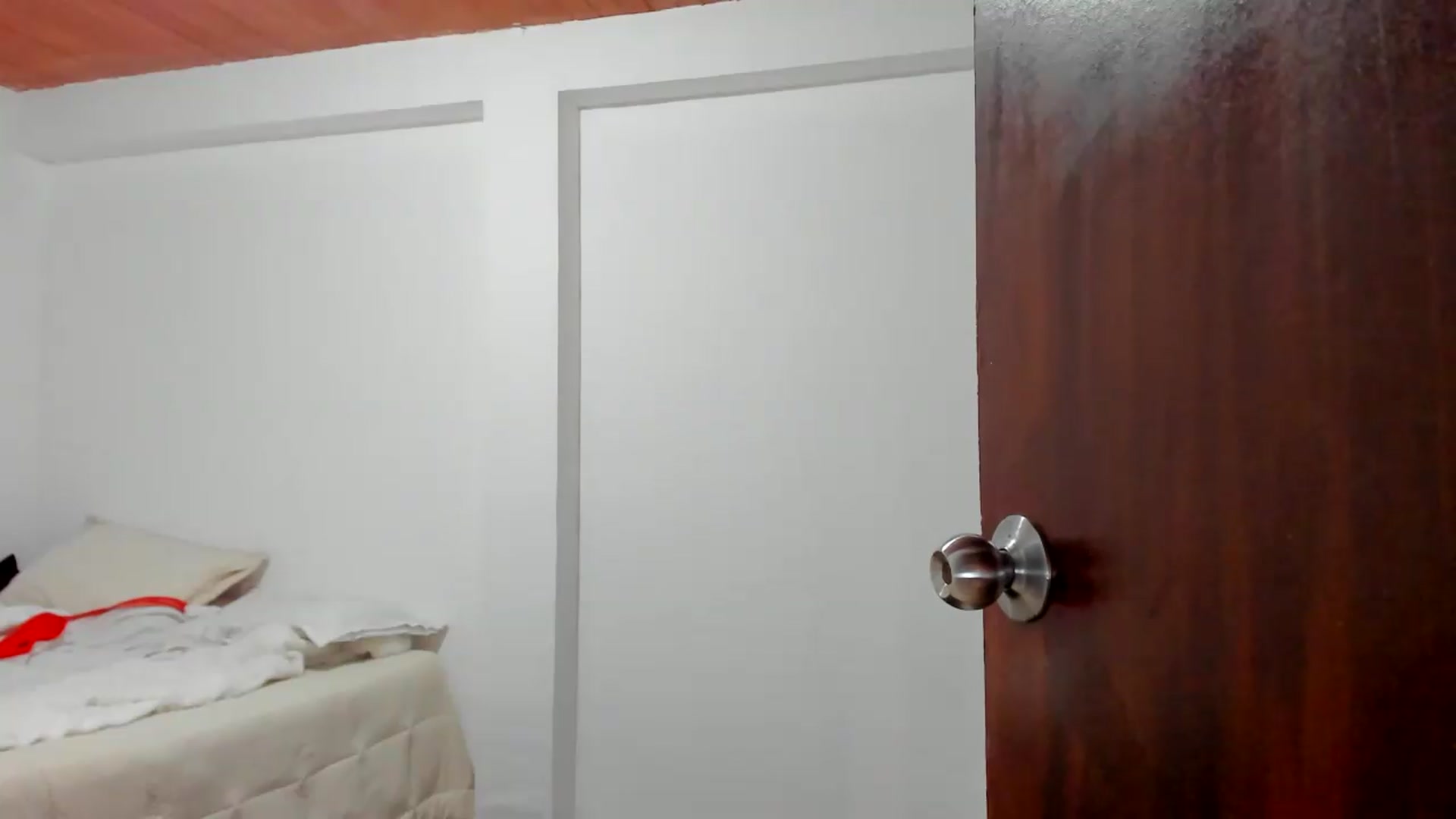 Gallery image thumbnail from OLIVE_'s myfreecams stream on, 05/14/2026, 16:43 image 17 of 20