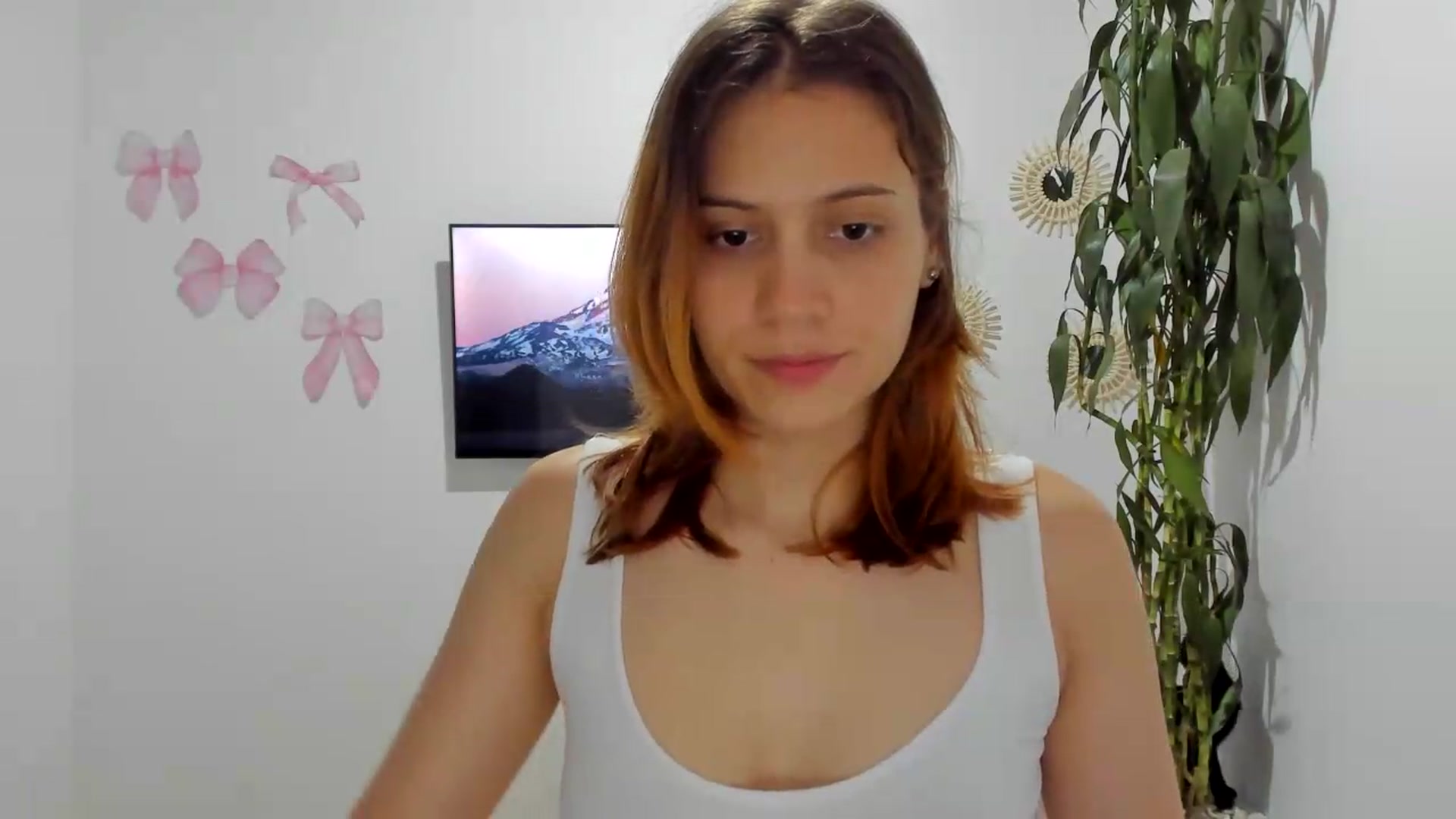 Gallery image thumbnail from OLIVE_'s myfreecams stream on, 05/16/2026, 17:19 image 2 of 20