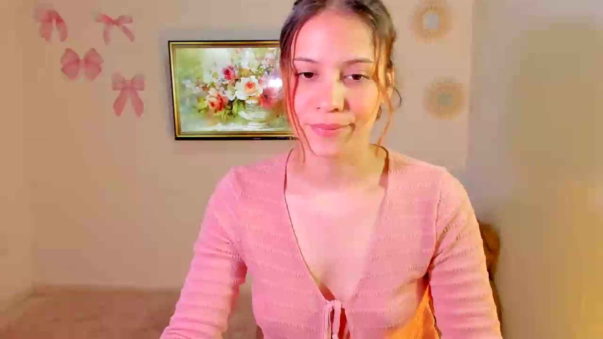 Gallery image thumbnail from OLIVE_'s myfreecams stream on, 05/20/2026, 18:40 image 13 of 20