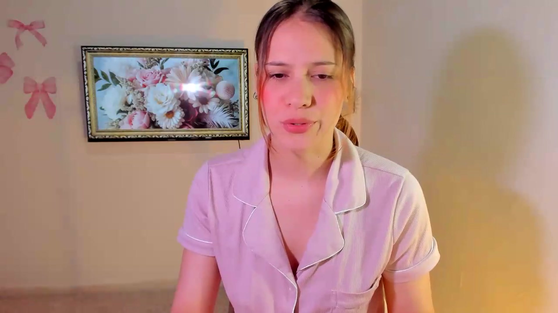 Gallery image thumbnail from OLIVE_'s myfreecams stream on, 05/24/2026, 23:05 image 5 of 20