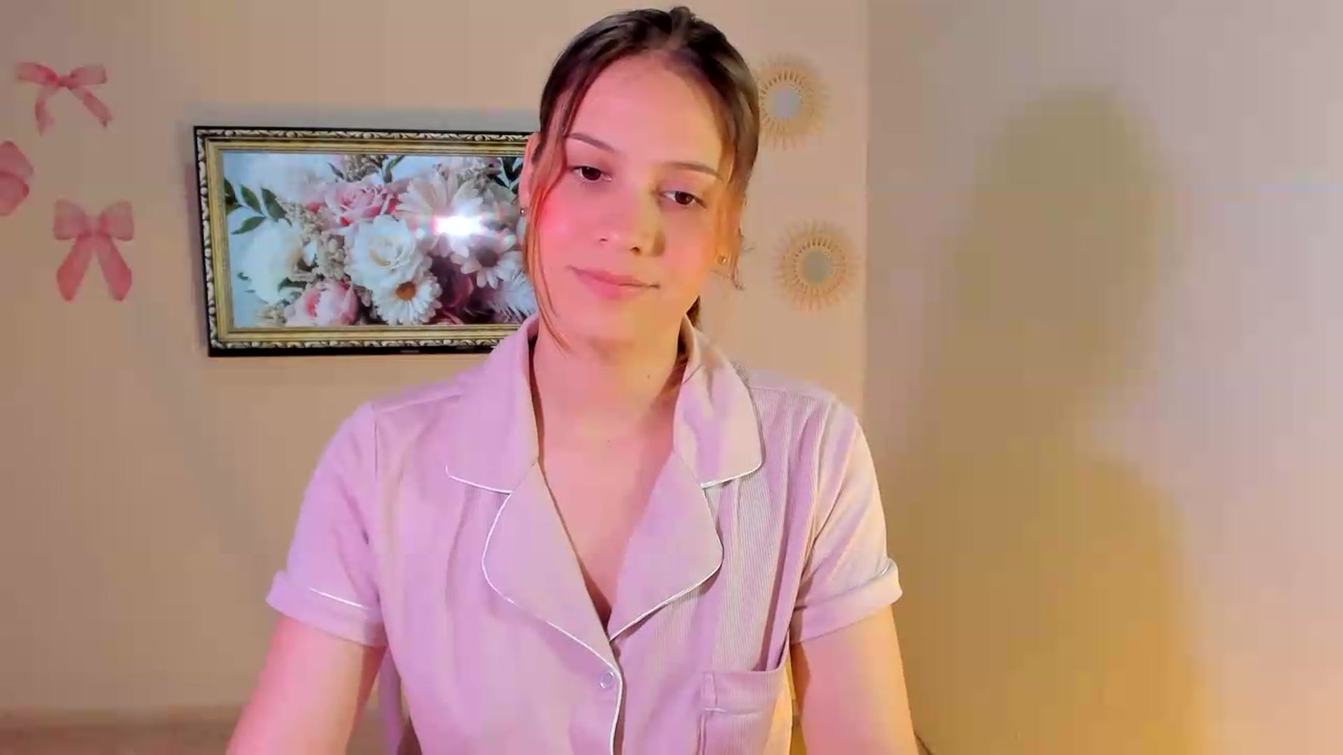 Gallery image thumbnail from OLIVE_'s myfreecams stream on, 05/24/2026, 23:05 image 15 of 20