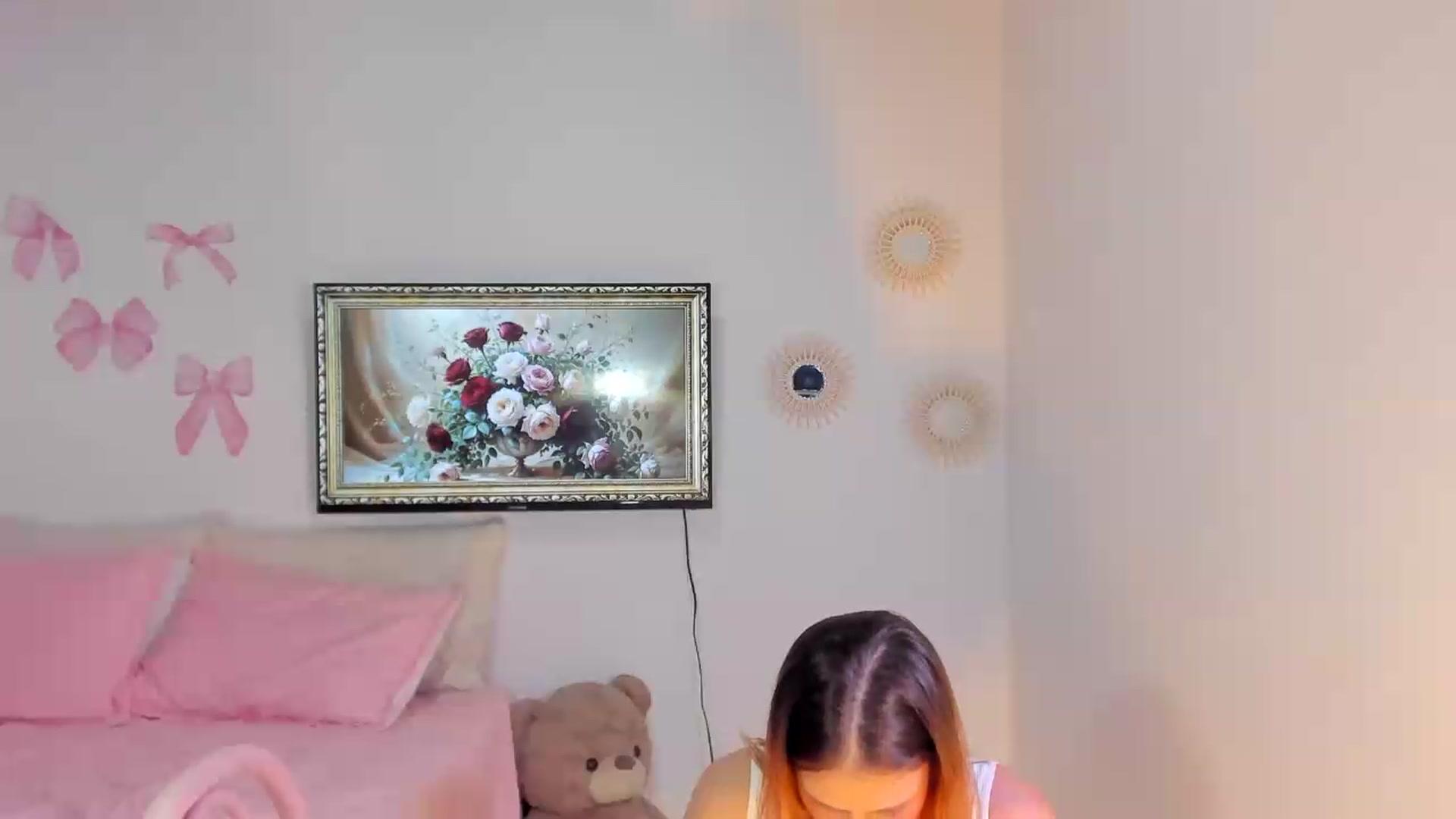 Gallery image thumbnail from OLIVE_'s myfreecams stream on, 05/31/2026, 23:42 image 5 of 20
