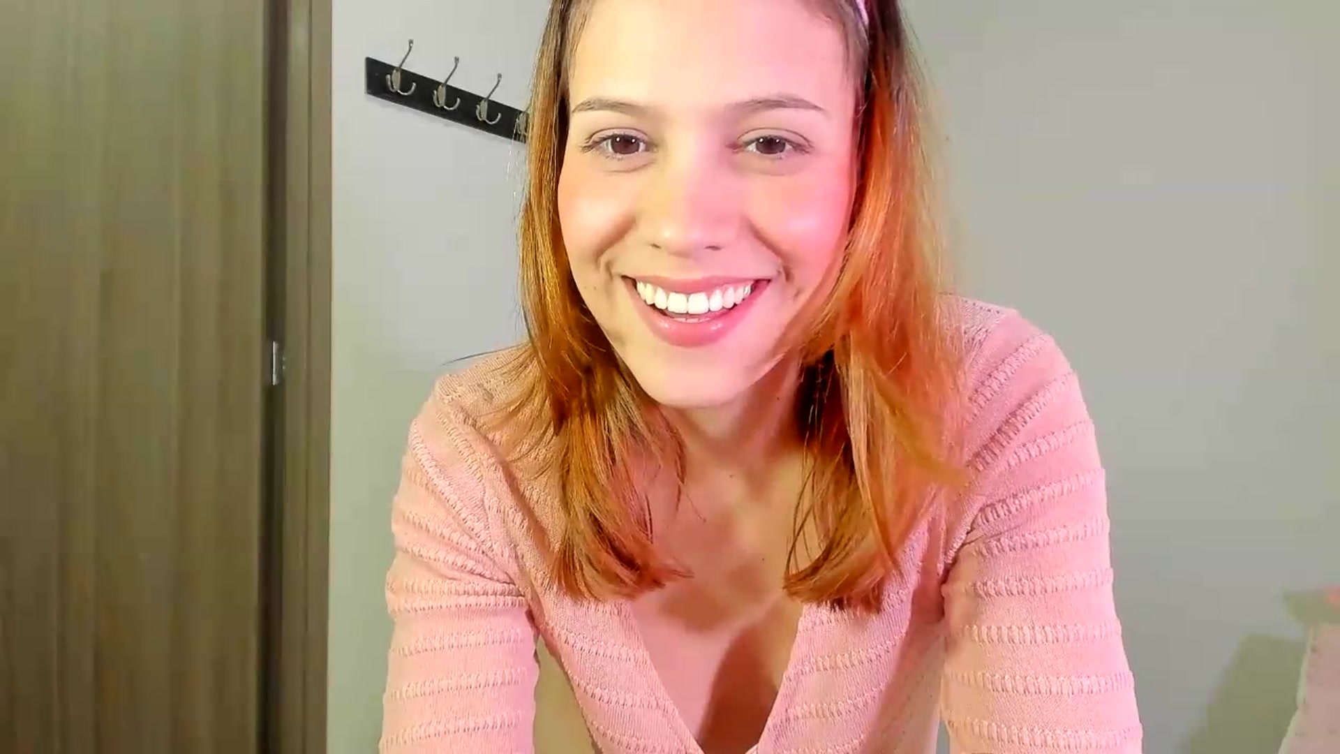 Gallery image thumbnail from OLIVE_'s myfreecams stream on, 06/09/2026, 21:16 image 11 of 20