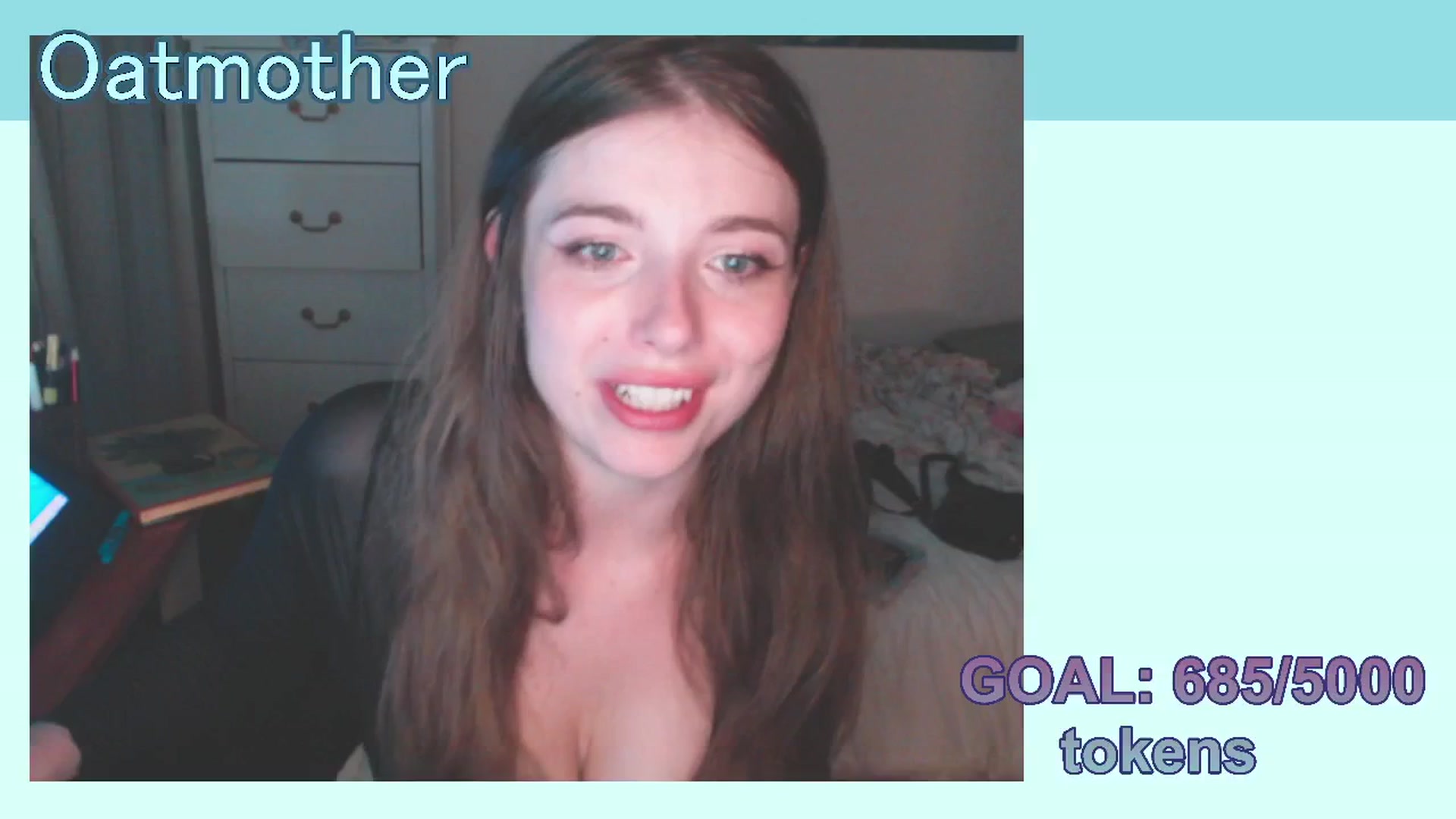 Gallery image thumbnail from Oatmother's myfreecams stream on, 12/14/2025, 10:31 image 15 of 20