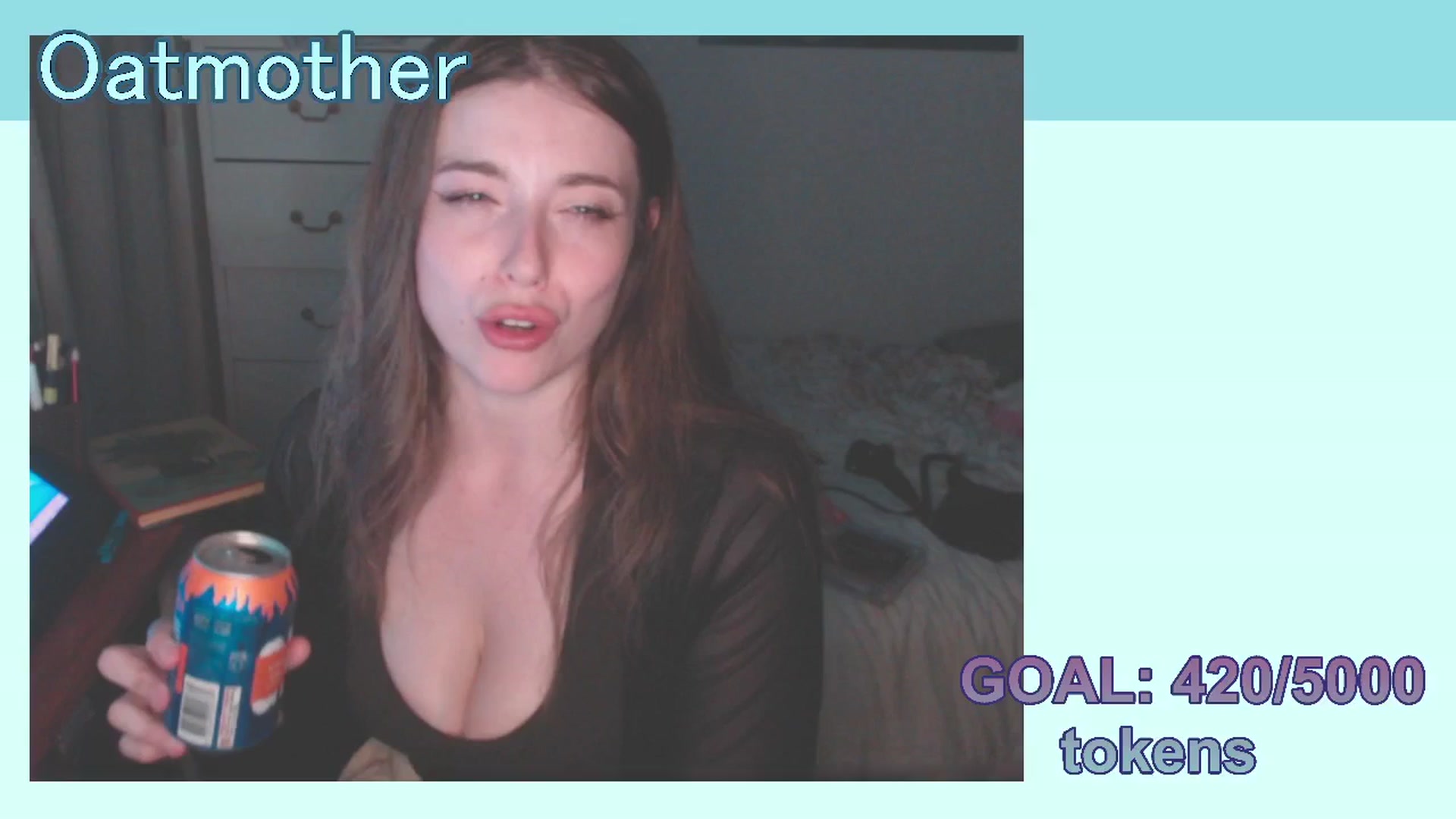 Gallery image thumbnail from Oatmother's myfreecams stream on, 12/14/2025, 10:31 image 7 of 20