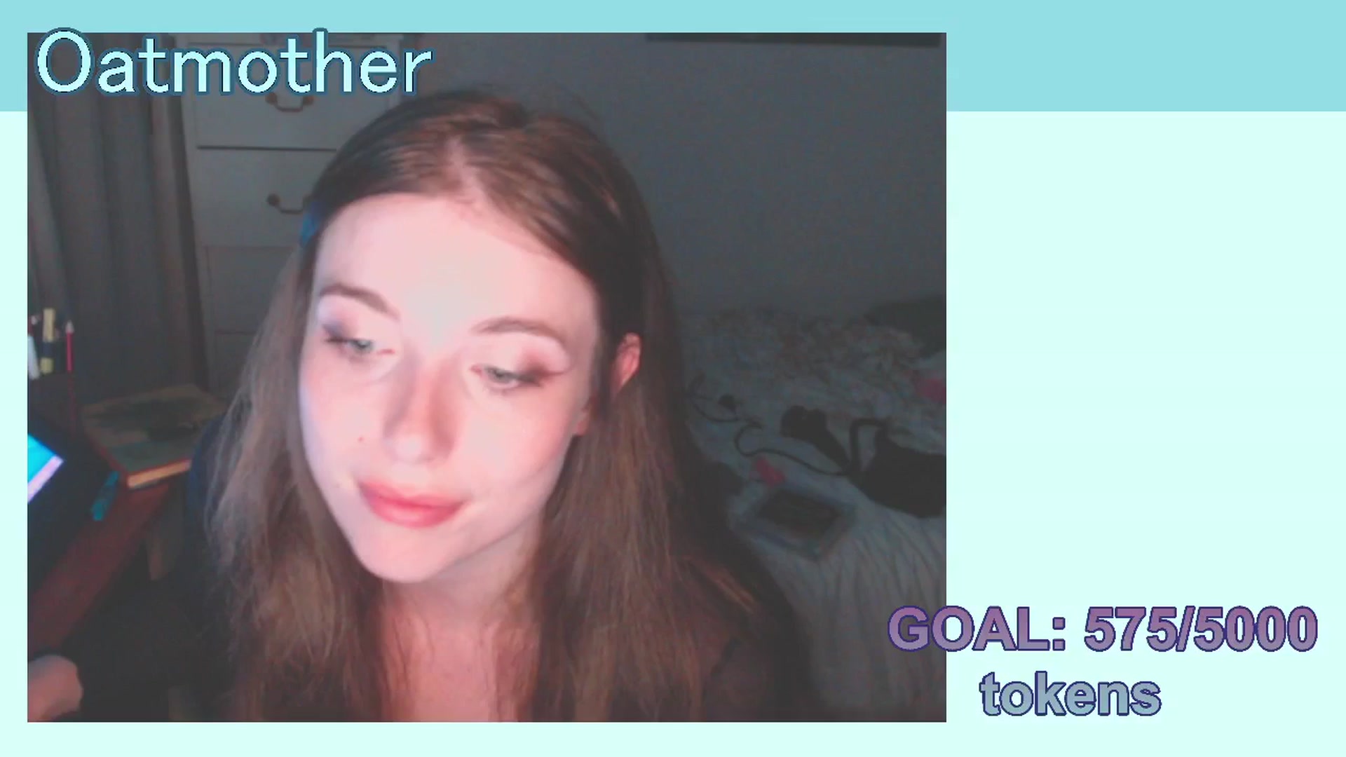 Gallery image thumbnail from Oatmother's myfreecams stream on, 12/14/2025, 10:31 image 10 of 20