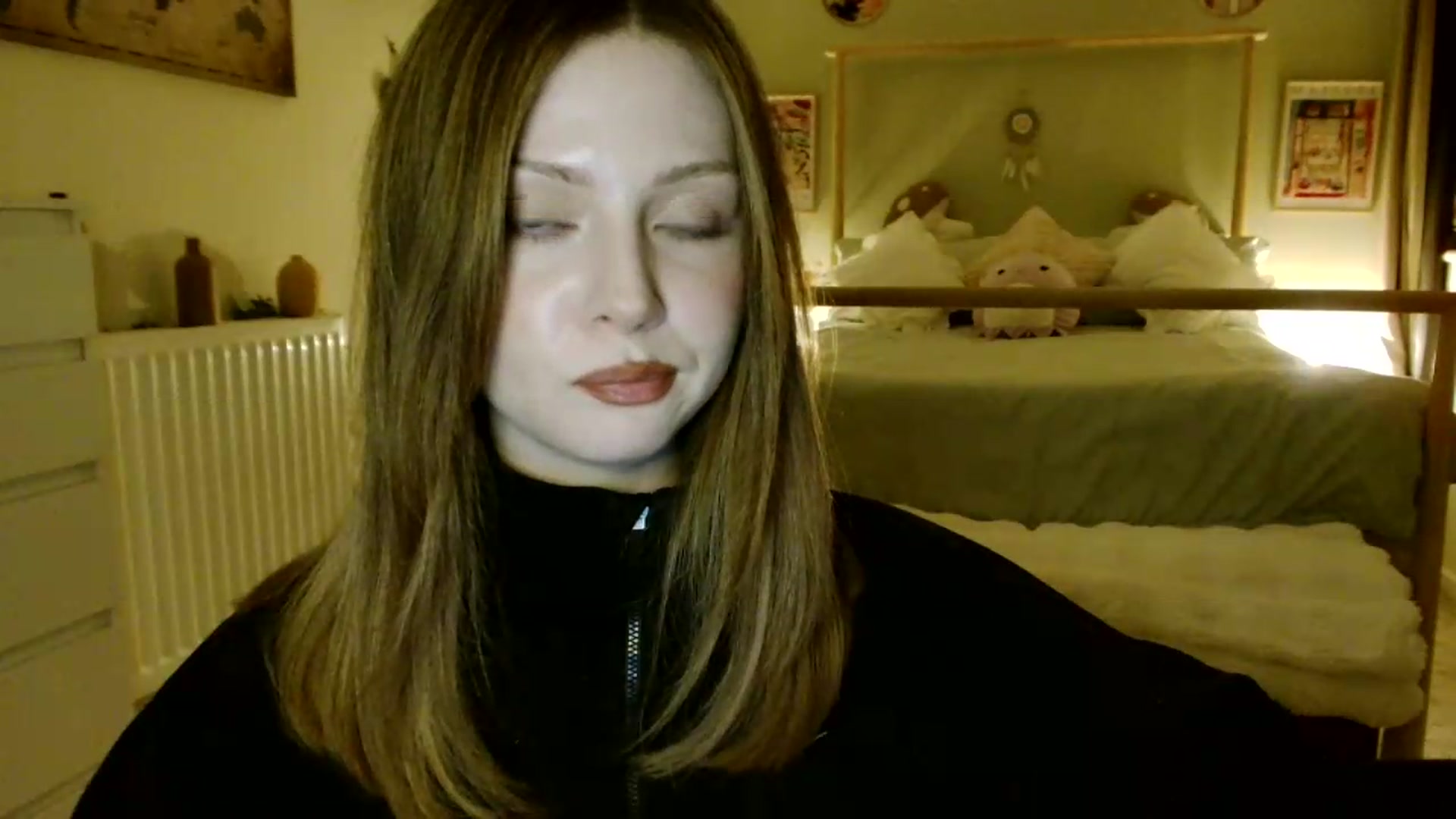 Gallery image thumbnail from ObeyRose's myfreecams stream on, 05/12/2026, 23:21 image 4 of 20