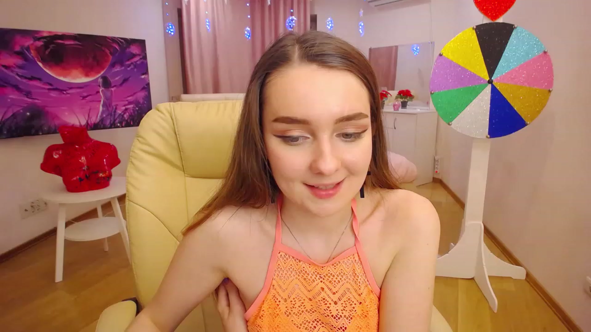 Gallery image thumbnail from OceanFeelss's myfreecams stream on, 11/17/2022, 02:27 image 1 of 20