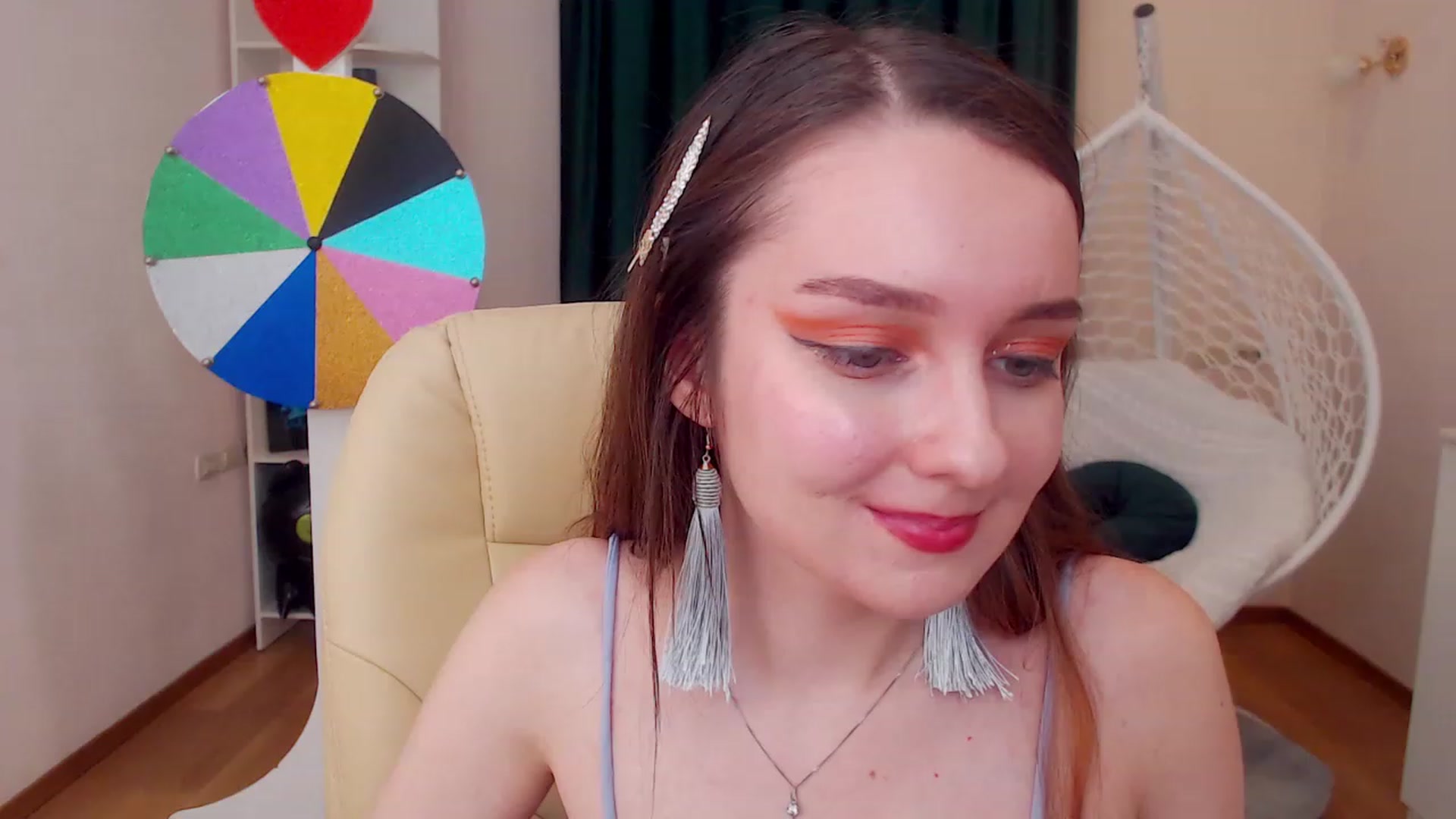 Gallery image thumbnail from OceanFeelss's myfreecams stream on, 11/21/2022, 16:47 image 15 of 20