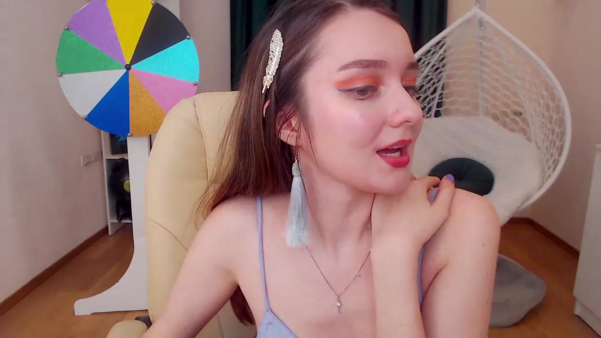Gallery image thumbnail from OceanFeelss's myfreecams stream on, 11/21/2022, 16:47 image 8 of 20