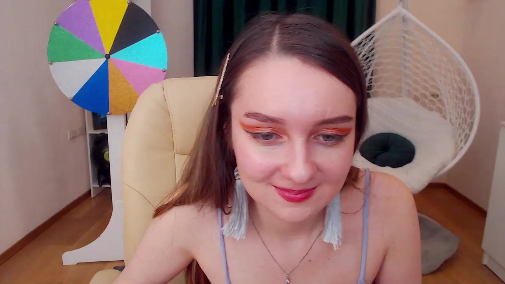 Gallery image thumbnail from OceanFeelss's myfreecams stream on, 11/21/2022, 16:47 image 12 of 20