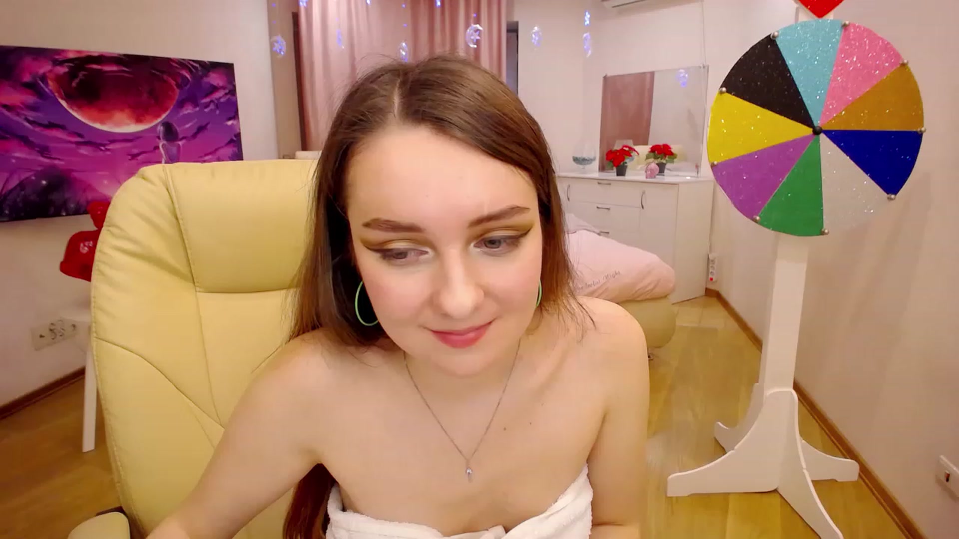Gallery image thumbnail from OceanFeelss's myfreecams stream on, 11/22/2022, 12:21 image 6 of 20