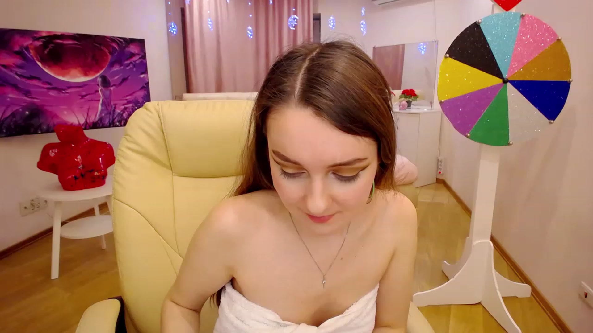 Gallery image thumbnail from OceanFeelss's myfreecams stream on, 11/22/2022, 12:21 image 12 of 20