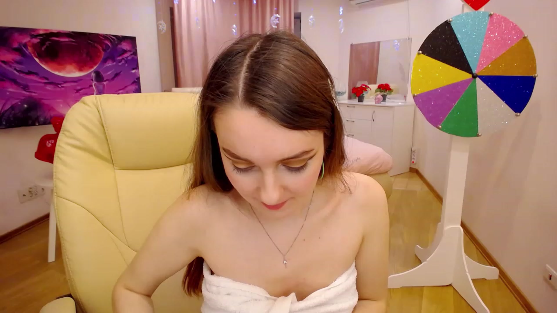 Gallery image thumbnail from OceanFeelss's myfreecams stream on, 11/22/2022, 12:21 image 3 of 20