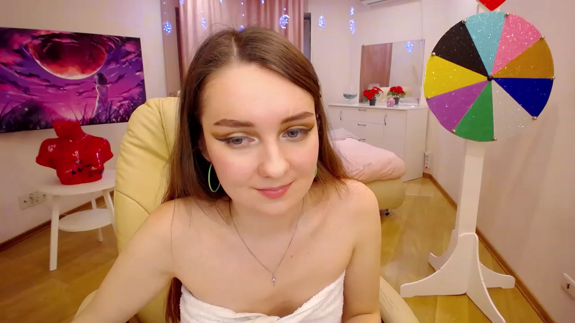 Gallery image thumbnail from OceanFeelss's myfreecams stream on, 11/22/2022, 12:21 image 9 of 20